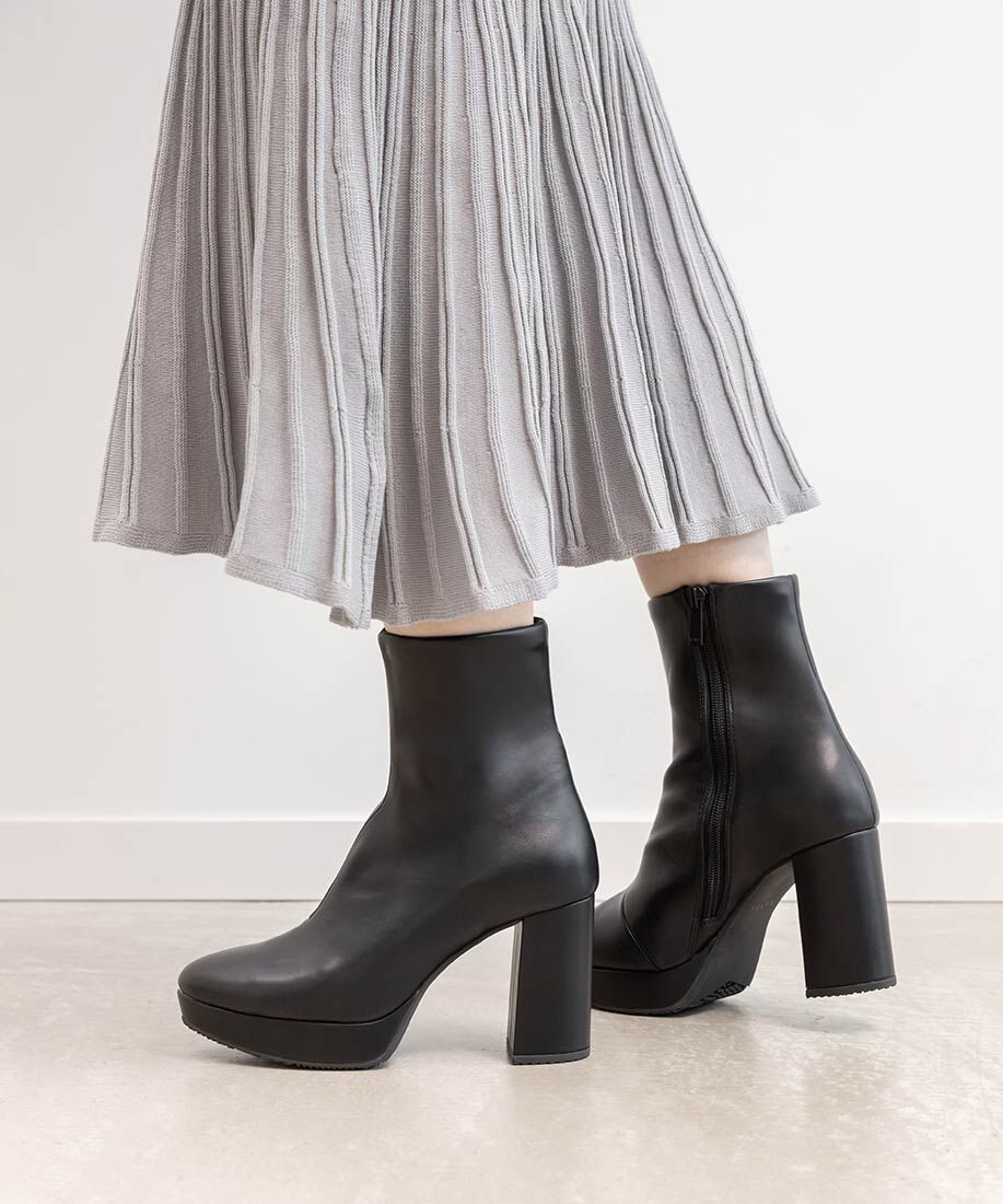 「晴雨兼用 チャンキーヒールベーシックショートブーツ」|ショートブーツ|