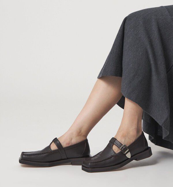 ODETTE E ODILE「ボクシーTストラップ フラット30&uarr;」|ローファー|