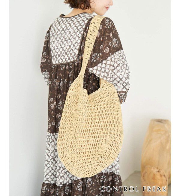 SLOBE IENA「《追加》CONTROL FREAK ペーパークロッシェバッグ 244-410503」|ショルダー・メッセンジャー|ベージュ