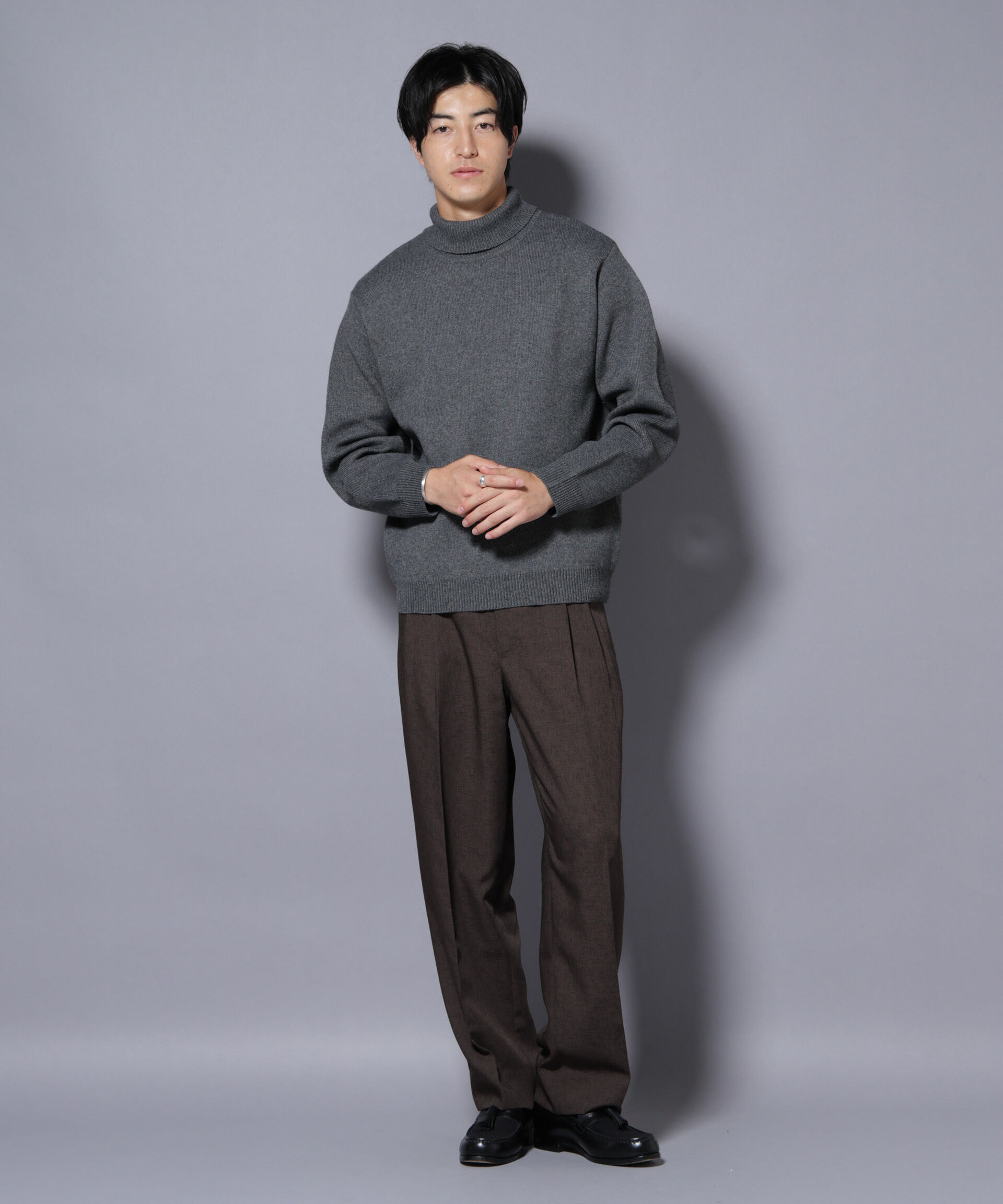 nano･universe「PBTストレッチタートルネックニット」|ニット・セーター|