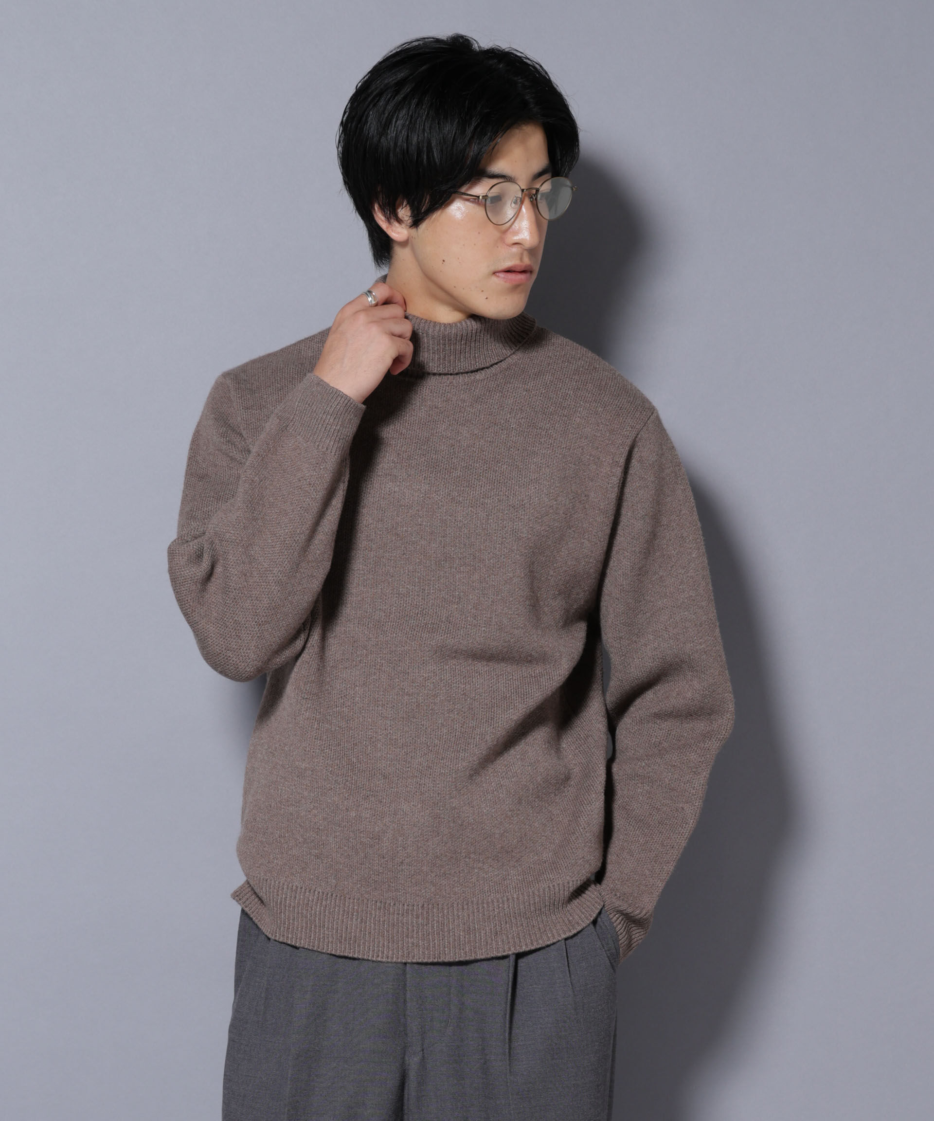 nano･universe「PBTストレッチタートルネックニット」|ニット・セーター|