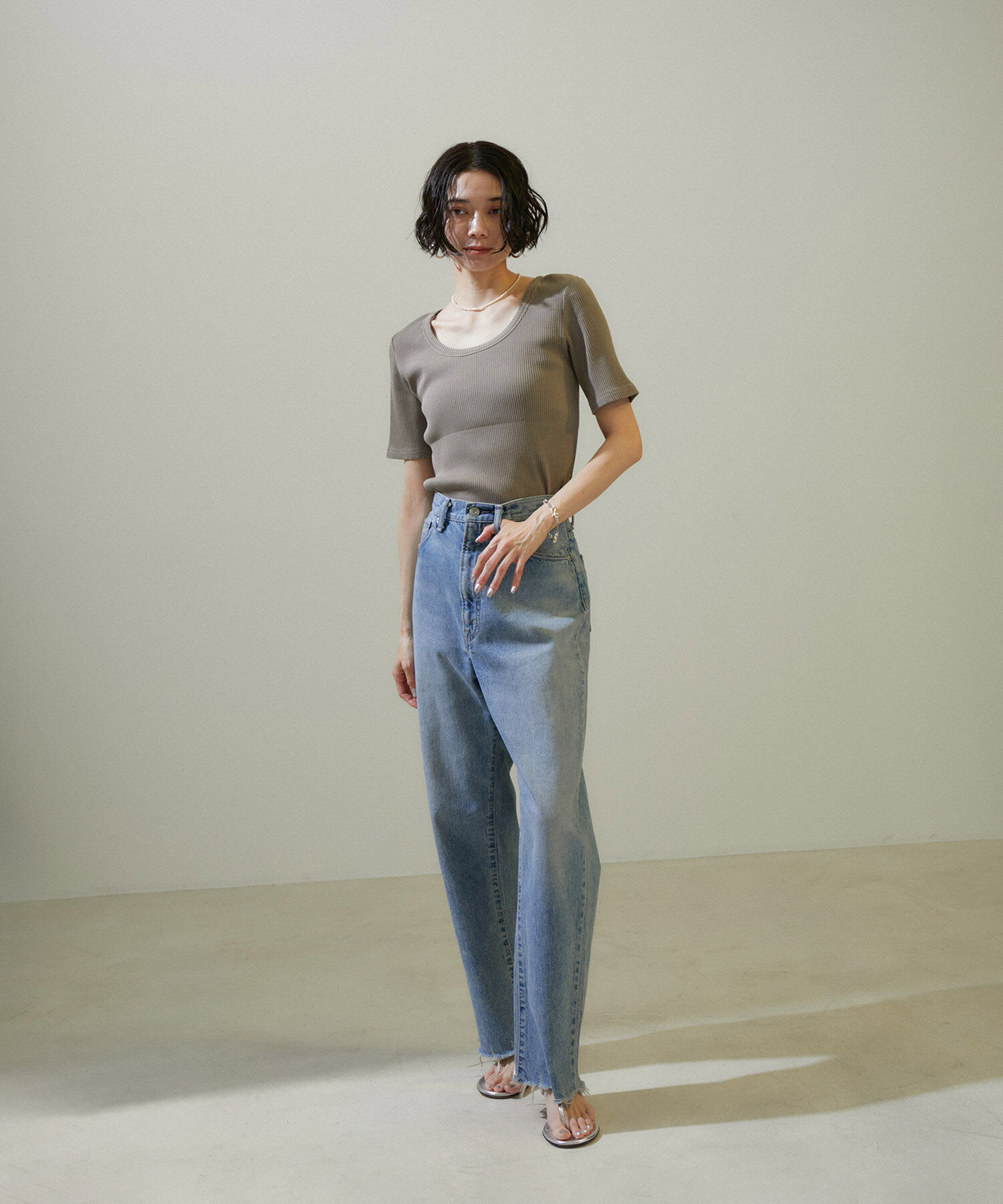 SALON adam et rope'「【BRENTELLA（ブレンテッラ）】Wストラップトングサンダル」|サンダル|