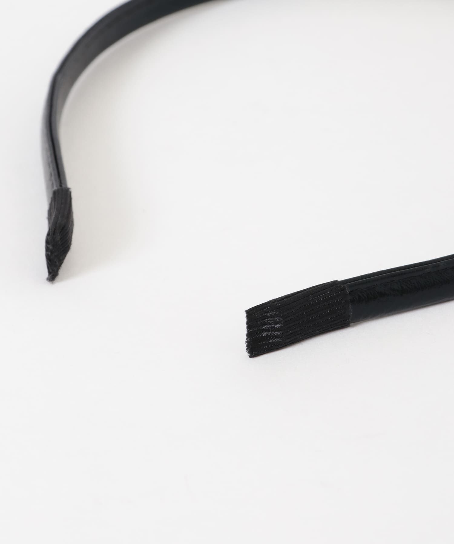 SMELLY「スリムフェイクレザーカチューシャ」|カチューシャ|