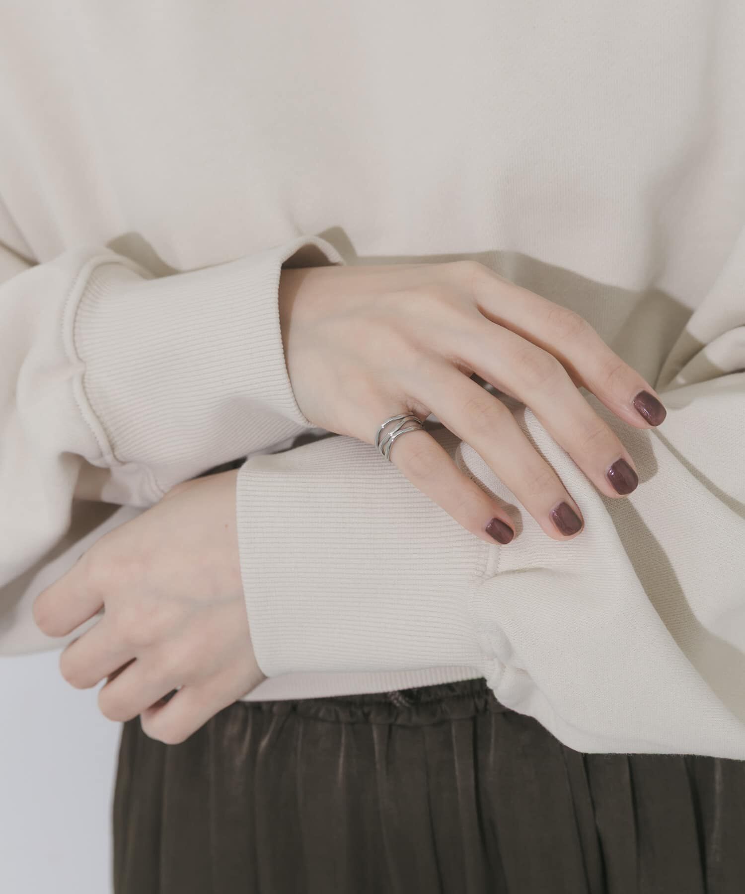 SMELLY「ステンレスウェーブラインピンキーリング」|リング|