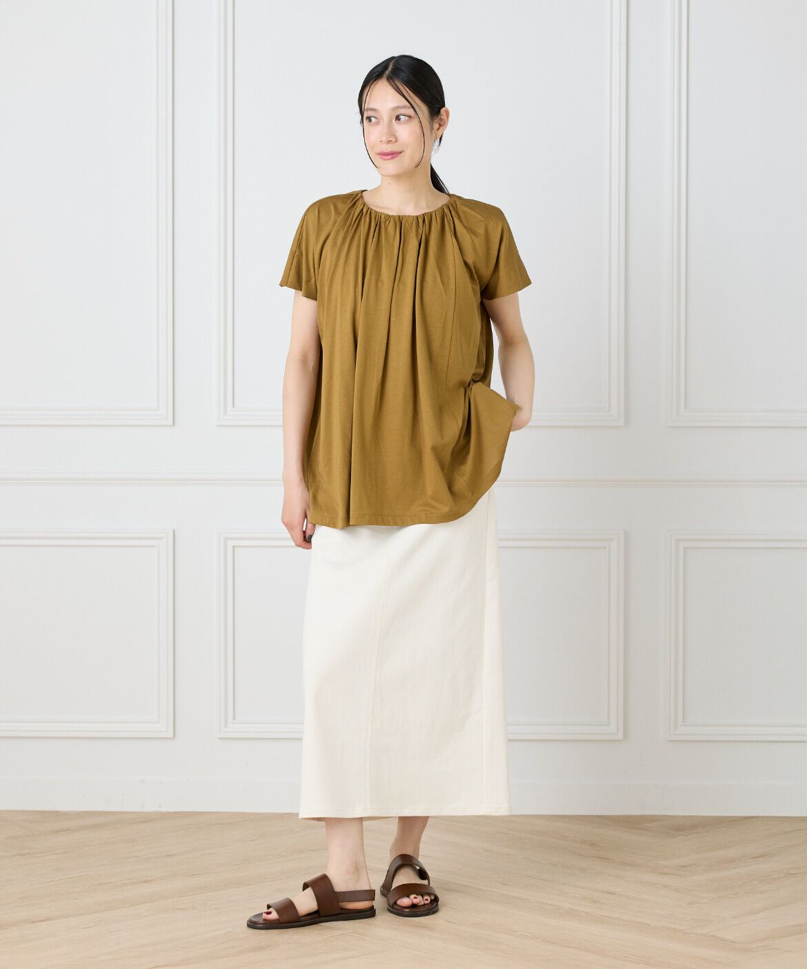 I.T.'S international「ギャザーネックフレンチプルオーバー」|Tシャツ・カットソー|