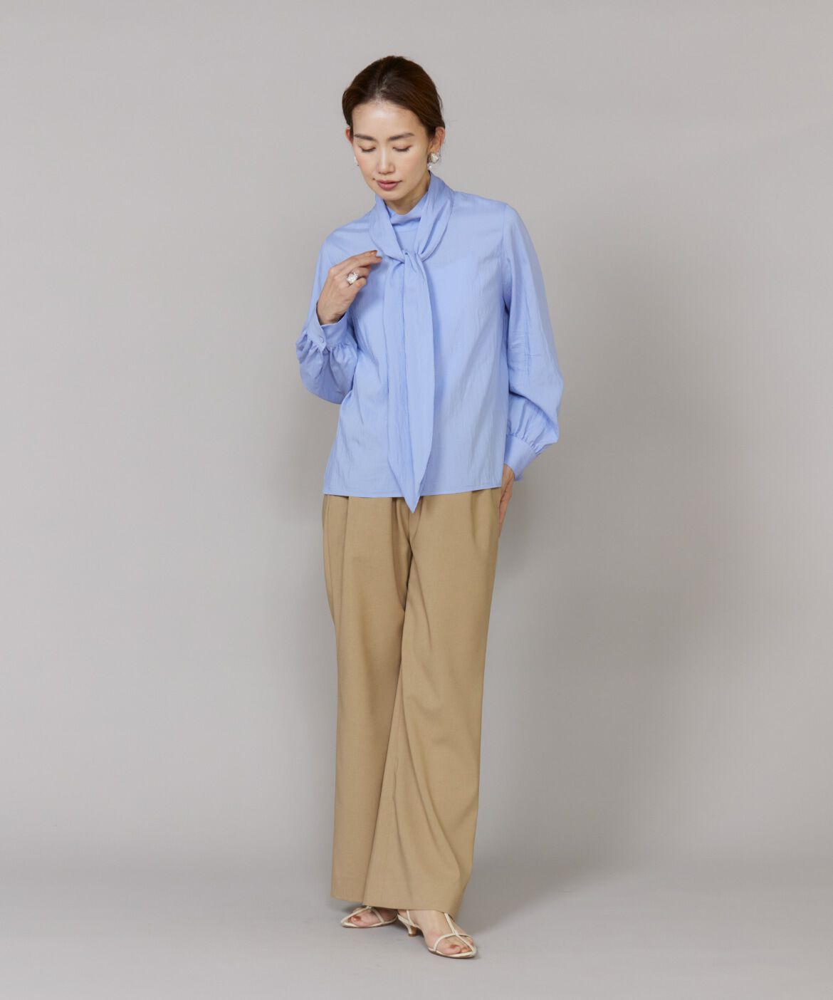 Le Souk「《大きいサイズ》ハイネックボウタイ付きブラウス」|シャツ・ブラウス|