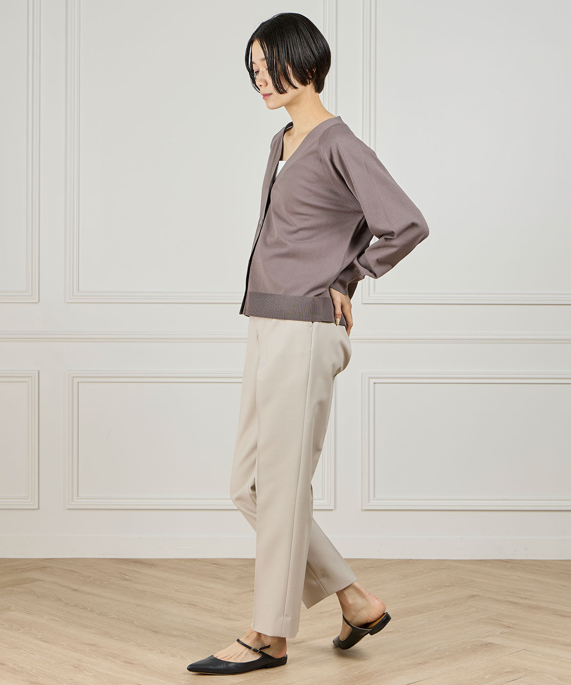 INED「《大きいサイズ》 Vネックカーディガン」|カーディガン|