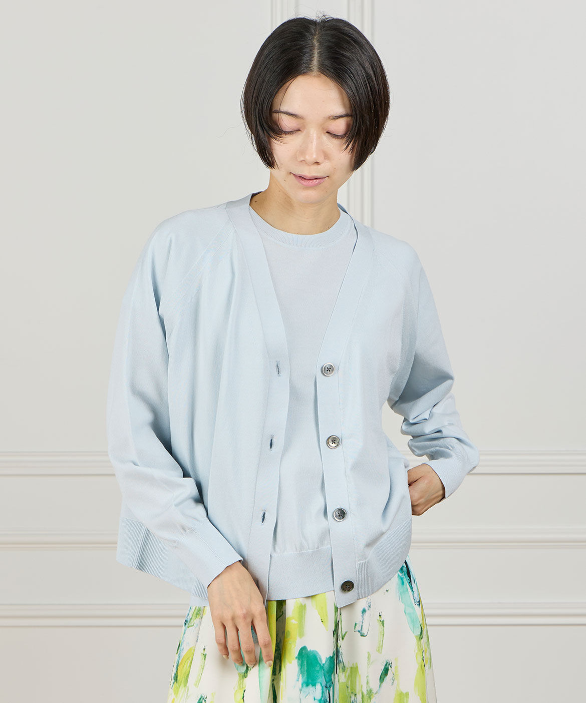 INED「《大きいサイズ》 Vネックカーディガン」|カーディガン|