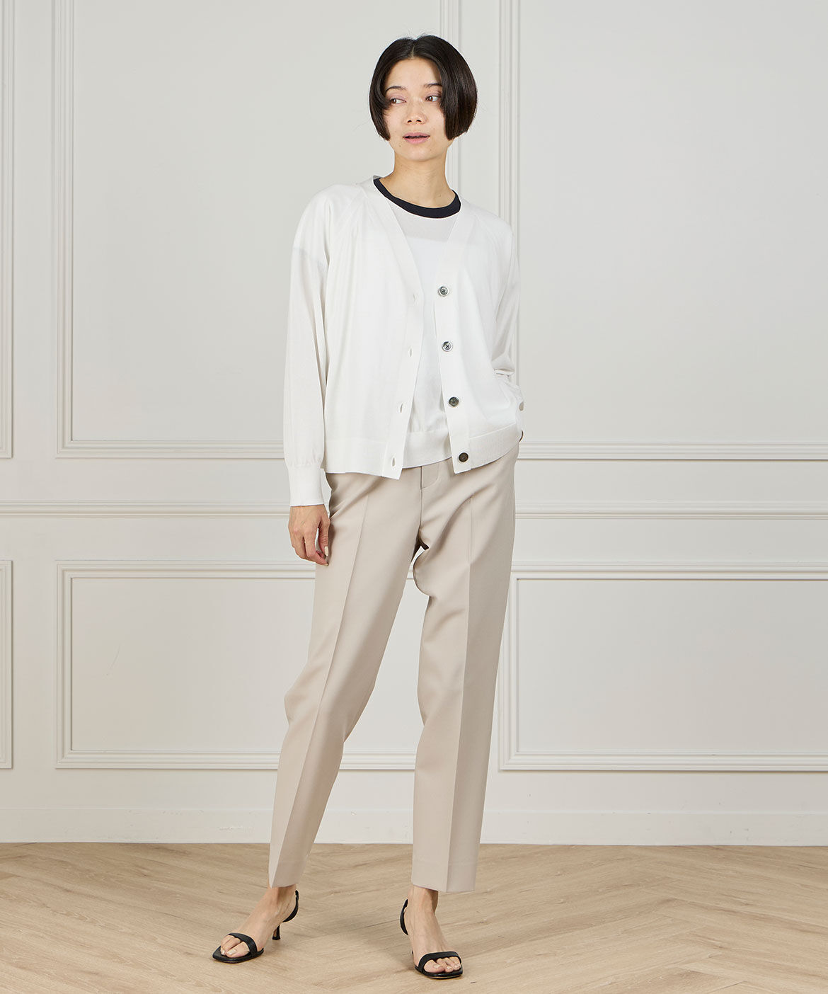 INED「《大きいサイズ》 Vネックカーディガン」|カーディガン|