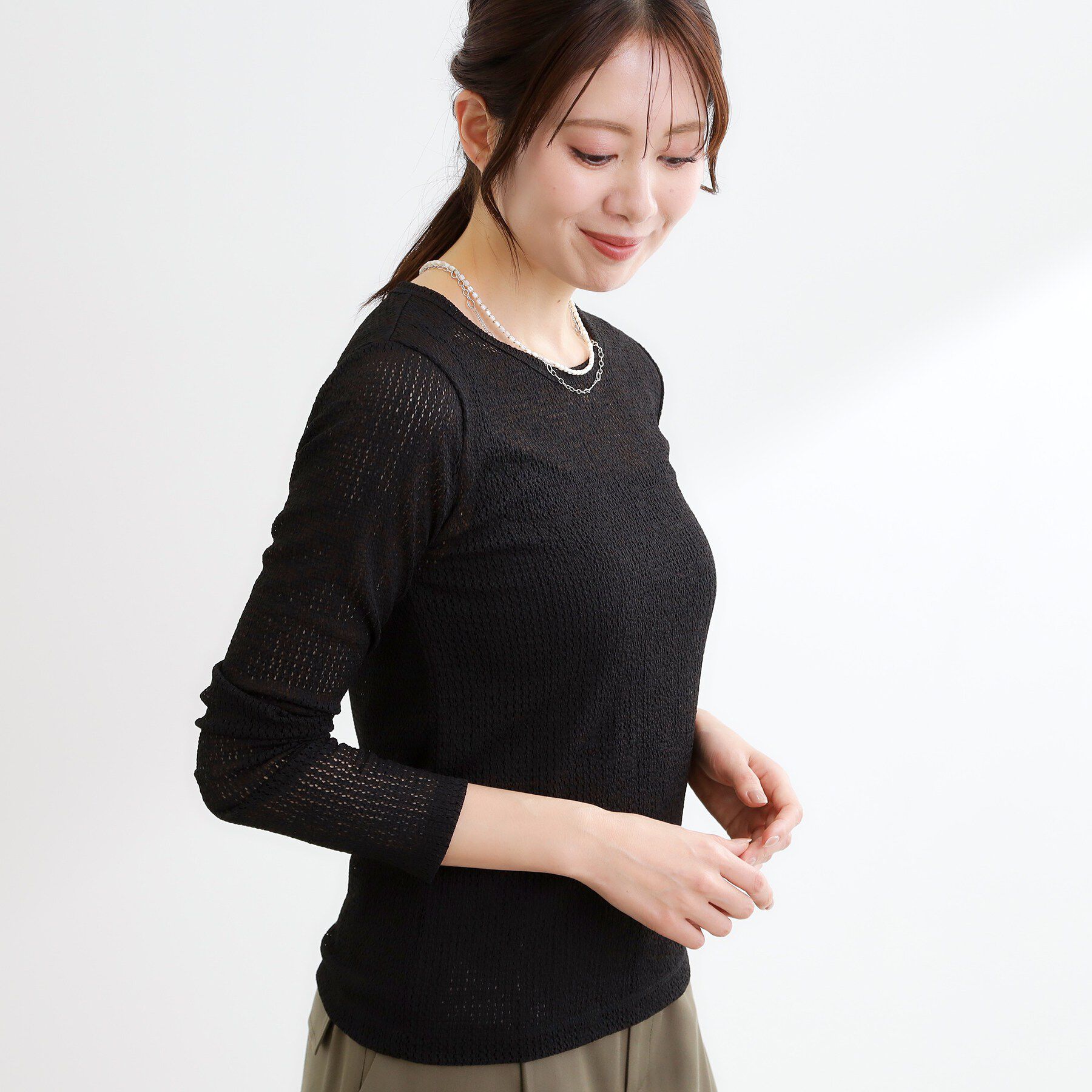 Reflect「【インナーにおすすめ◎】クルーネックレースジャージトップス」|Tシャツ・カットソー|