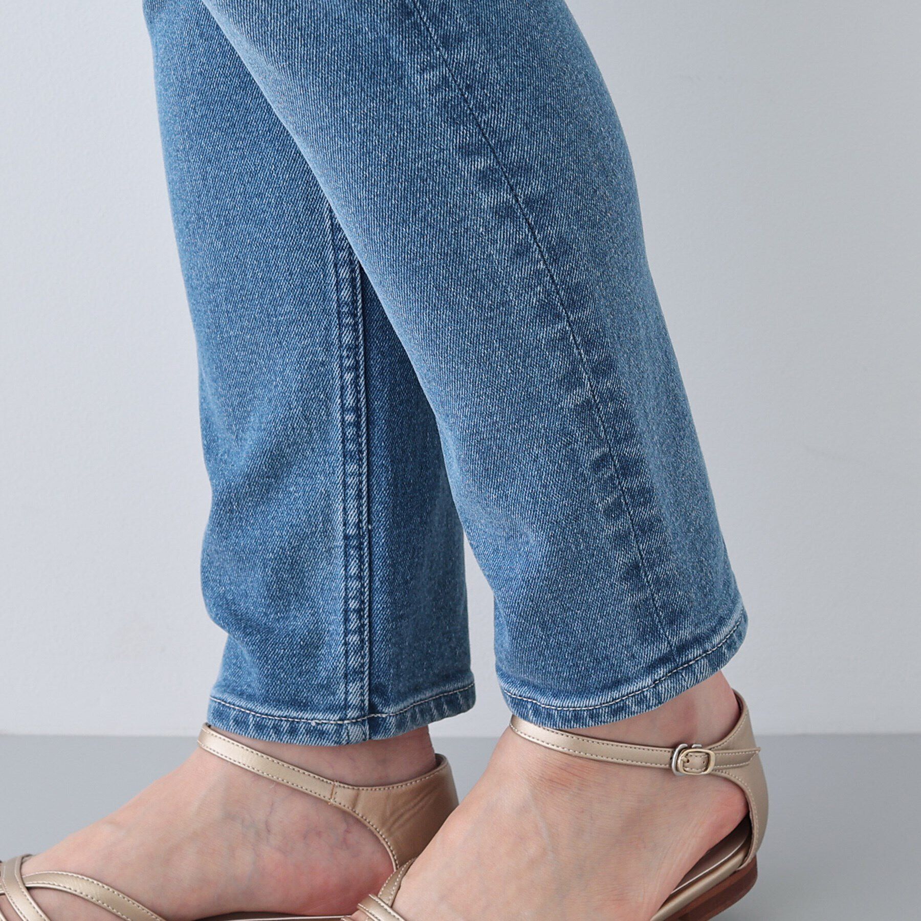 INDIVI「【通年活躍！褒められデニム】スキニー デニムパンツ」|デニム|