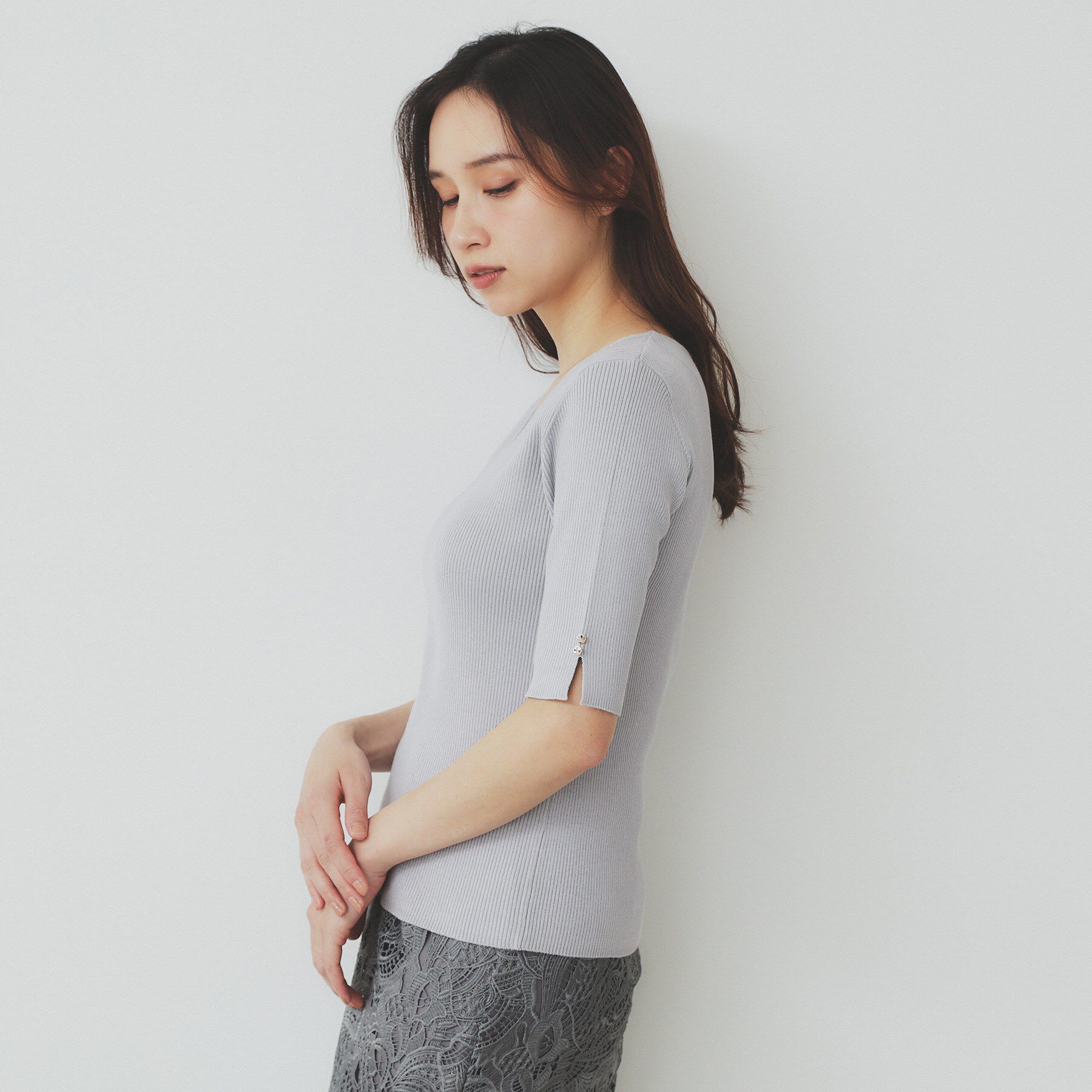 index「《5色展開》Vネックリブニット【洗濯機洗い可】」|ニット・セーター|