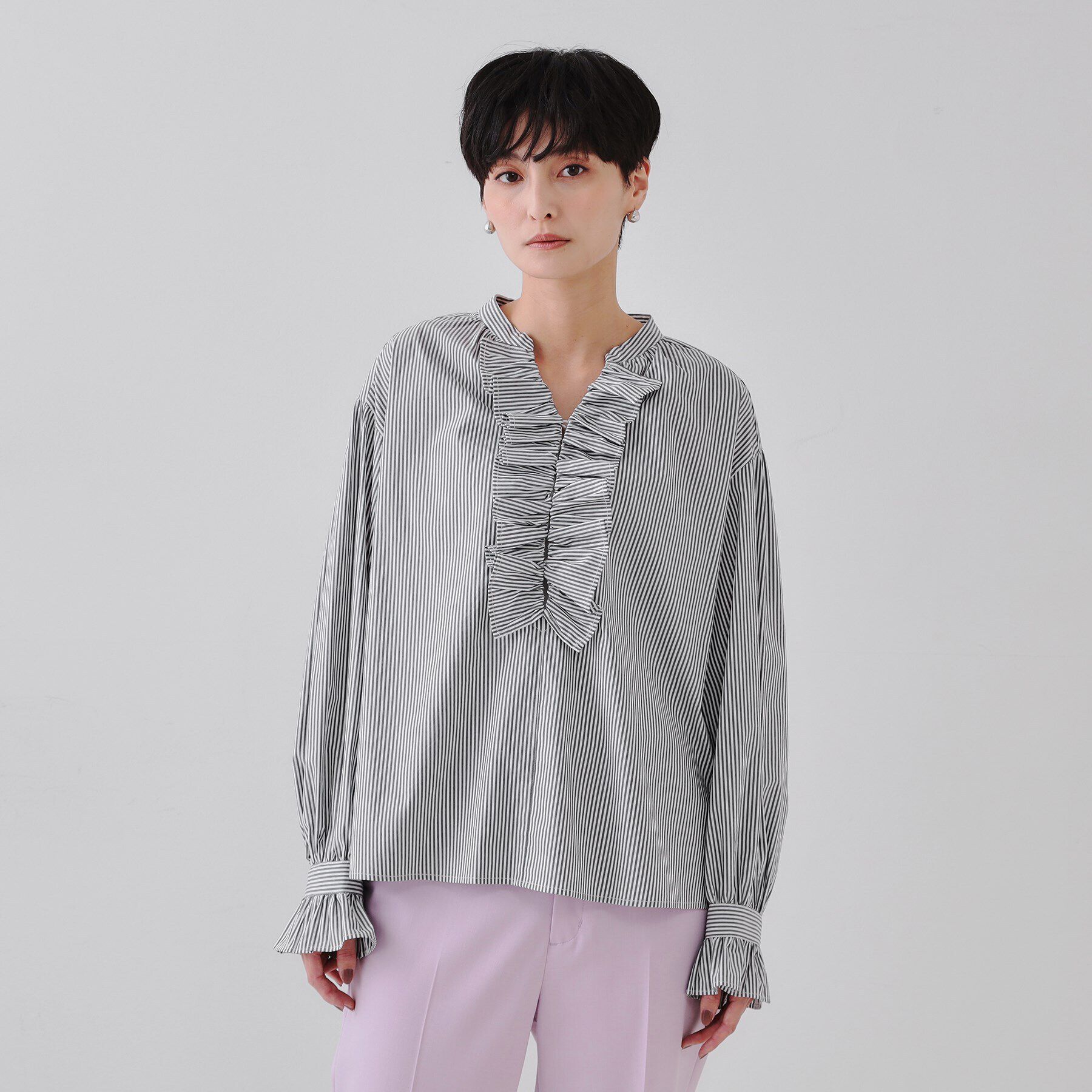 OPAQUE.CLIP「フロントフリルブラウス【洗濯機洗い可】」|シャツ・ブラウス|