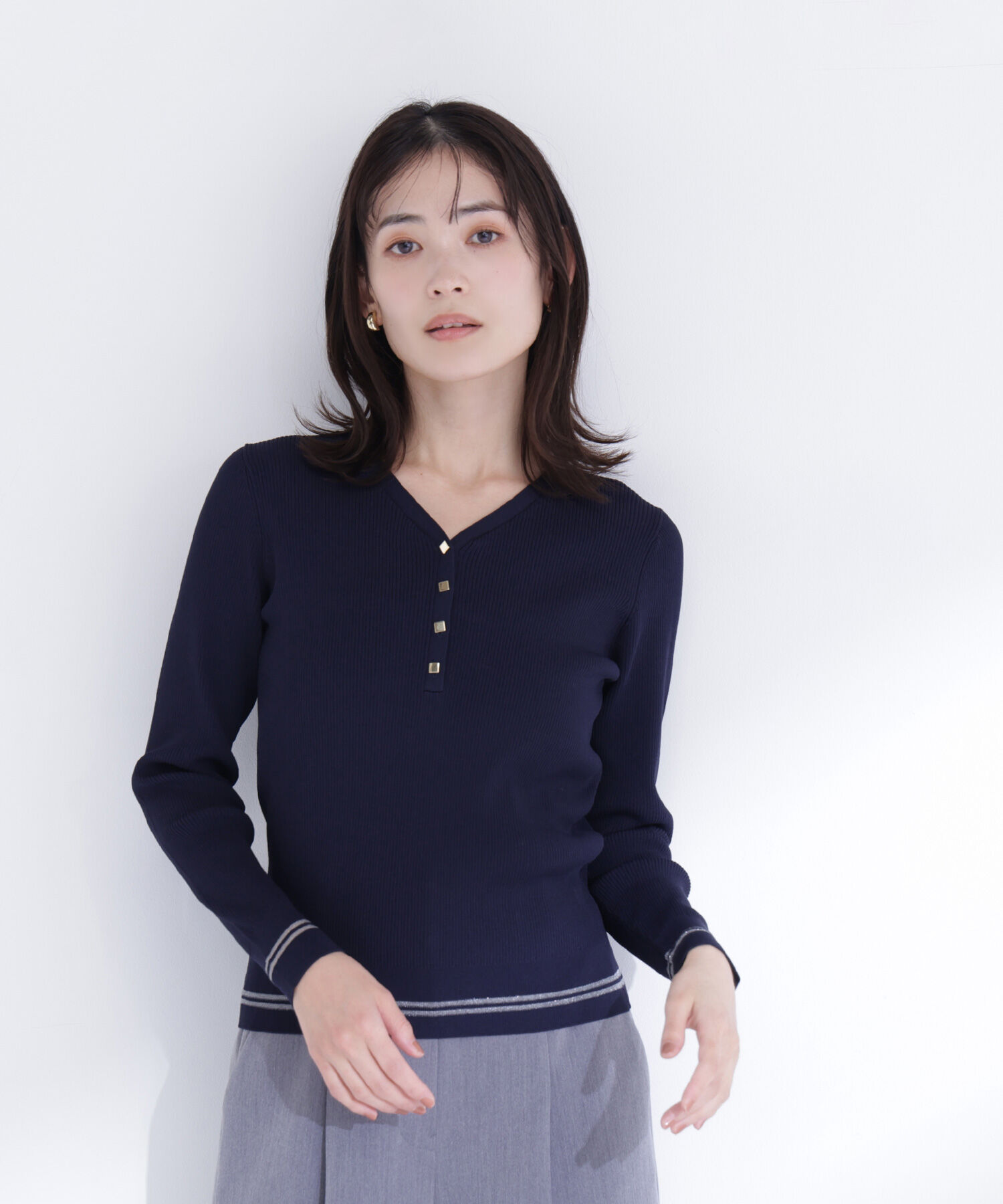  「メタルボタンシアーラインニット」|ニット・セーター|