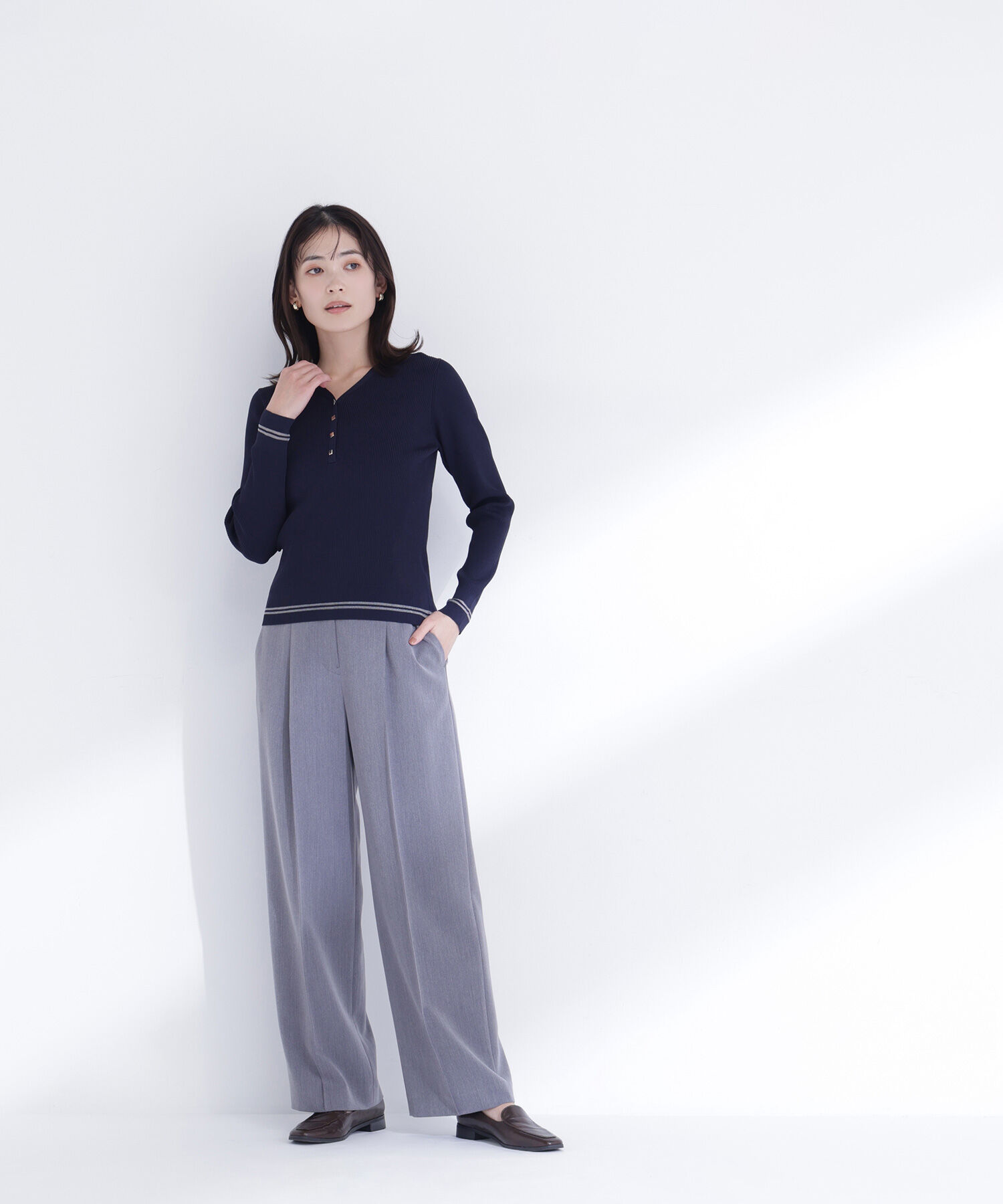  「メタルボタンシアーラインニット」|ニット・セーター|