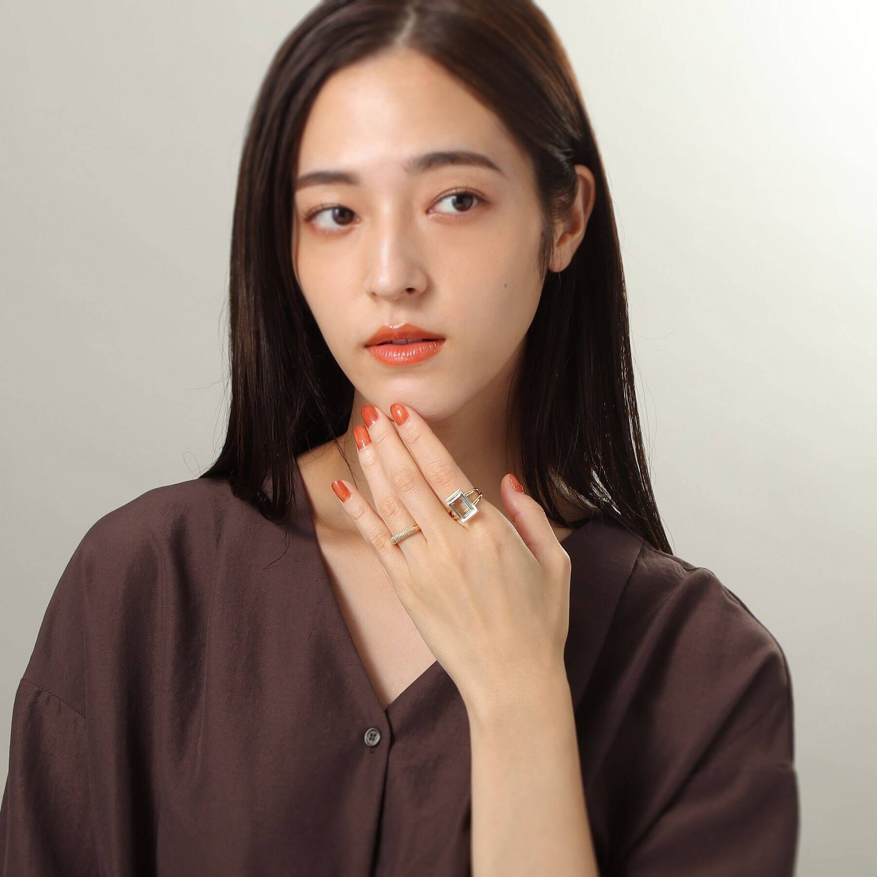 COCOSHNIK「K18グリーンクォーツ ダブルアーム リング」|リング|