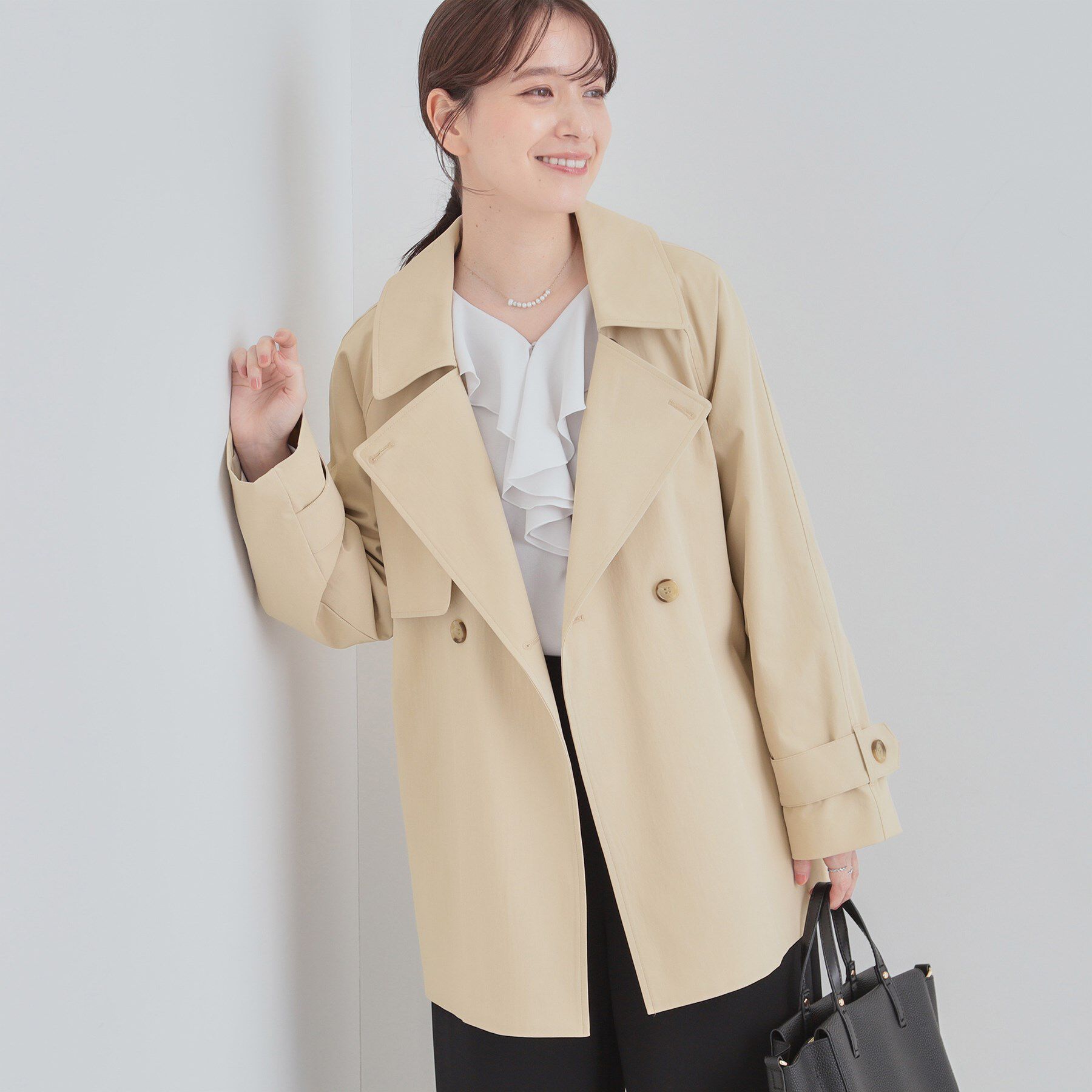 SHOO･LA･RUE「【S-LL/撥水】通勤やお出かけにも活躍 ミドルトレンチコート」|トレンチコート|ベージュ(052)