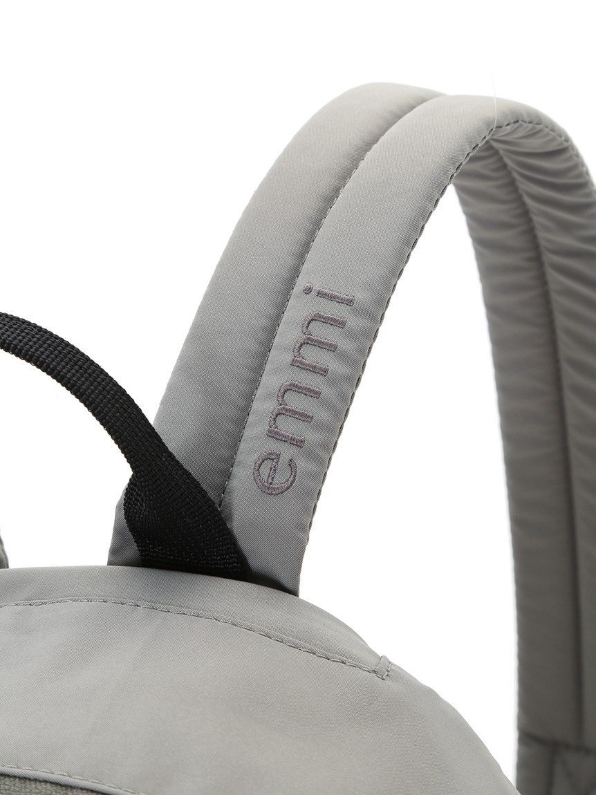 emmi atelier「【ONLINE限定カラー】eco 撥水ギャザーボディーバックパック」|リュック|