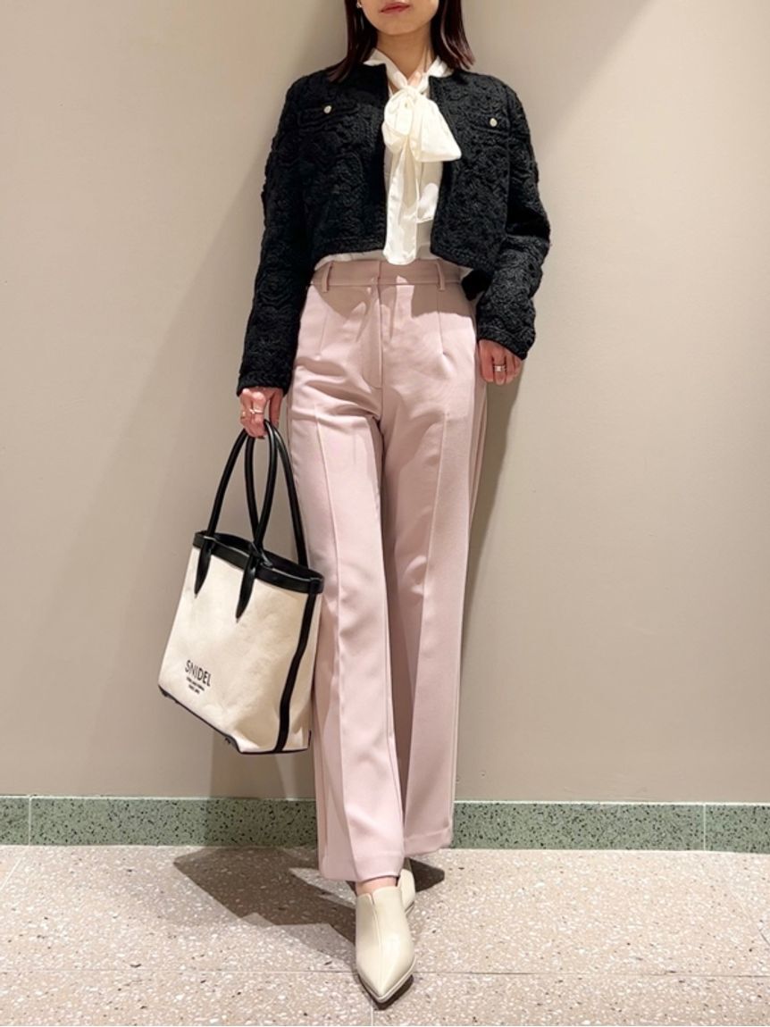 SNIDEL「美脚ストレッチパンツ」|チノ|