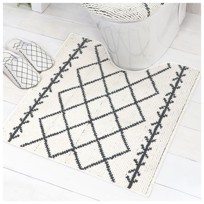 BACKYARD FAMILY「ヨコズナ トイレマット ロング 通販 おしゃれ 洗える 約 80 &times; 65cm トイレ用マット」|トイレタリー・ランドリーグッズ|