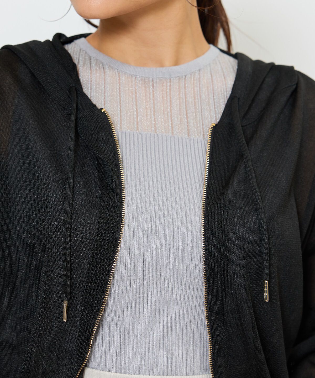 アンドクチュール「コンパクトシアーフーディー」|パーカー|