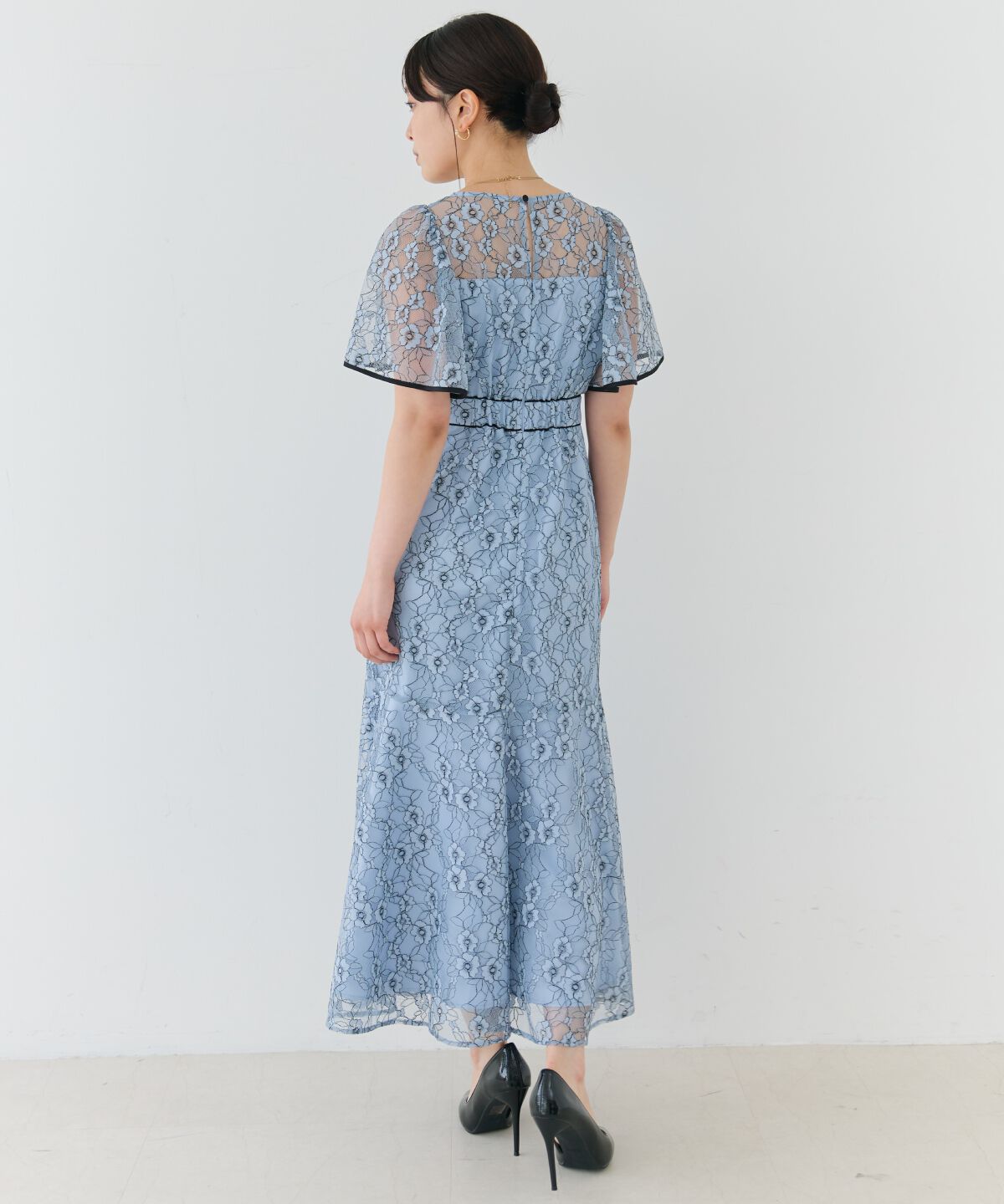 アンドクチュール「アシメギャザーパイピングレースドレス」|ドレス|