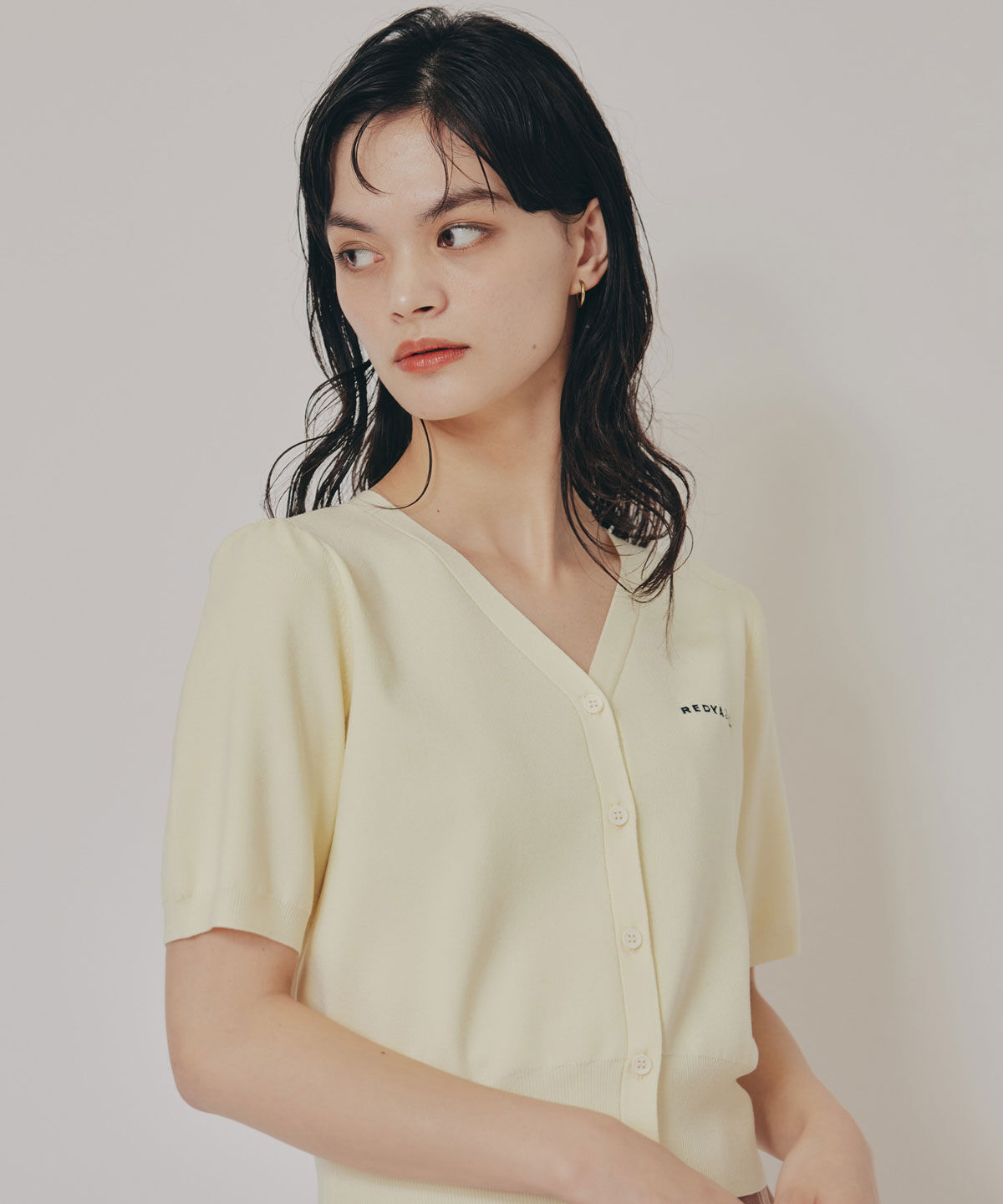 REDYAZEL「ロゴVネックショートスリーブカーディガン」|カーディガン|