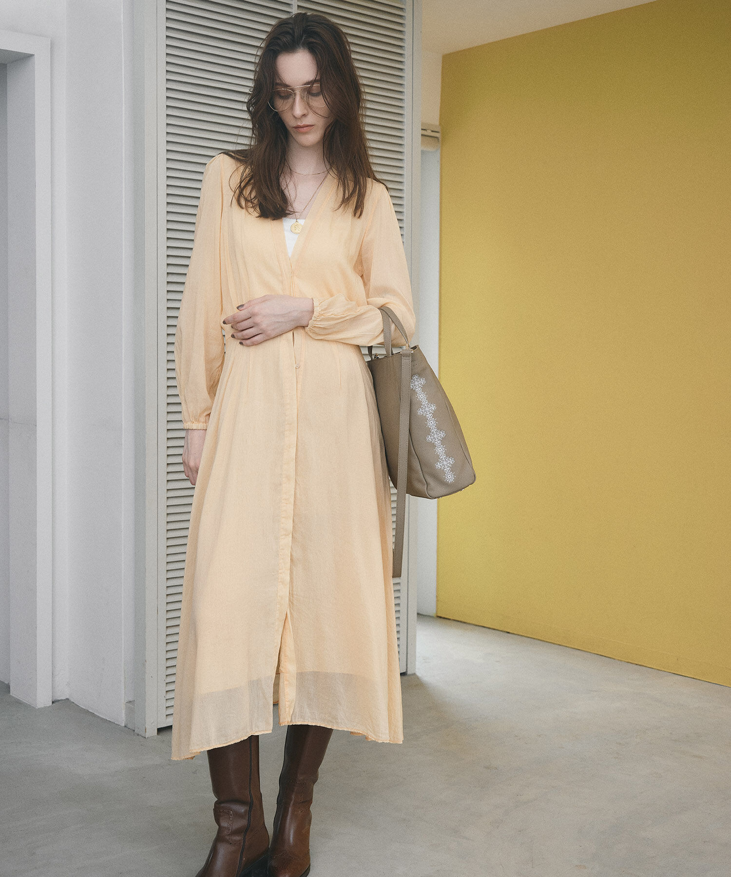 TOPKAPI TREASURE「【TREASURE TOPKAPI】シュリンクレザー レース 刺しゅう ショルダー付 トートバッグ」|トートバッグ|