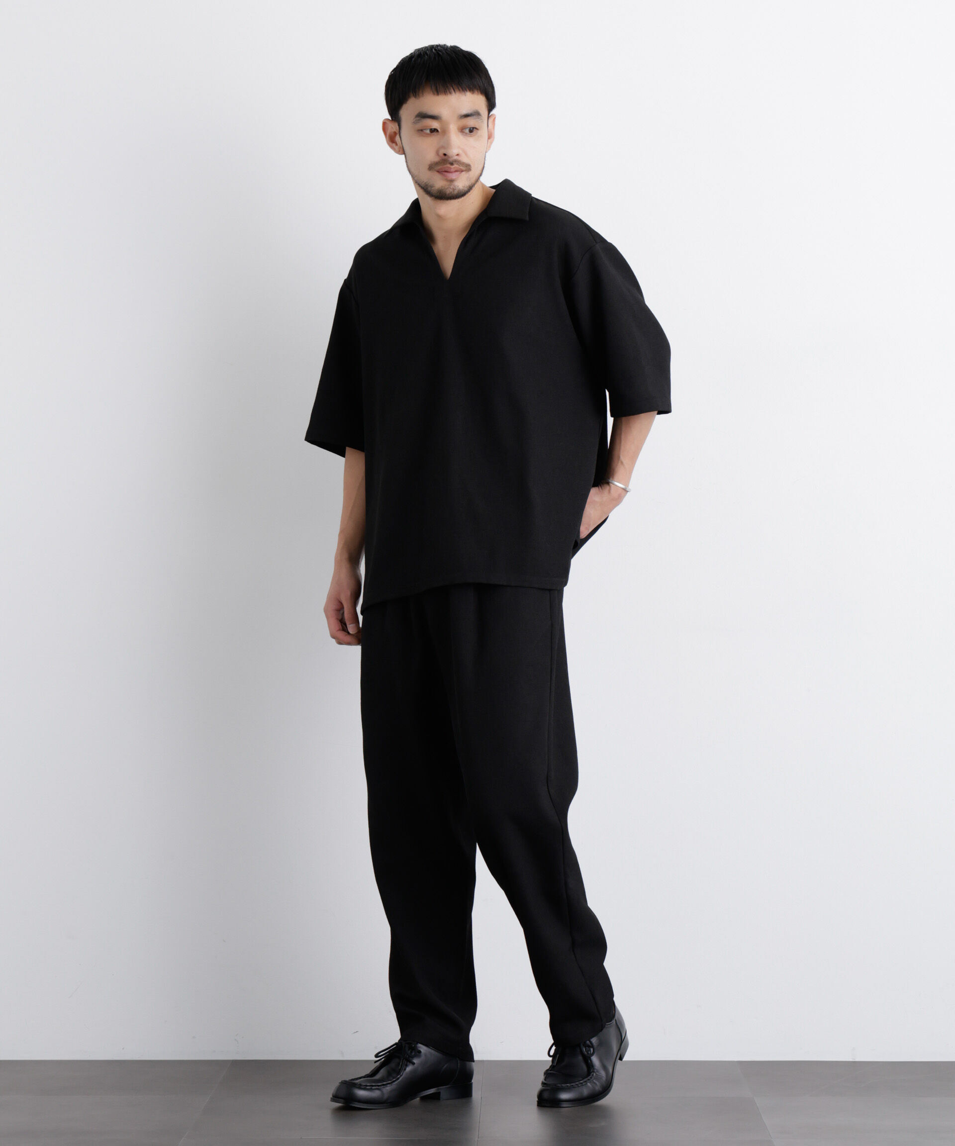 nano･universe「｢Meaningful Continuity｣coveross(R) EOS ﾎﾟﾘｴｽﾃﾙﾌﾞｯﾁｬｰﾘﾗｯｸｽﾜ」|チノ|