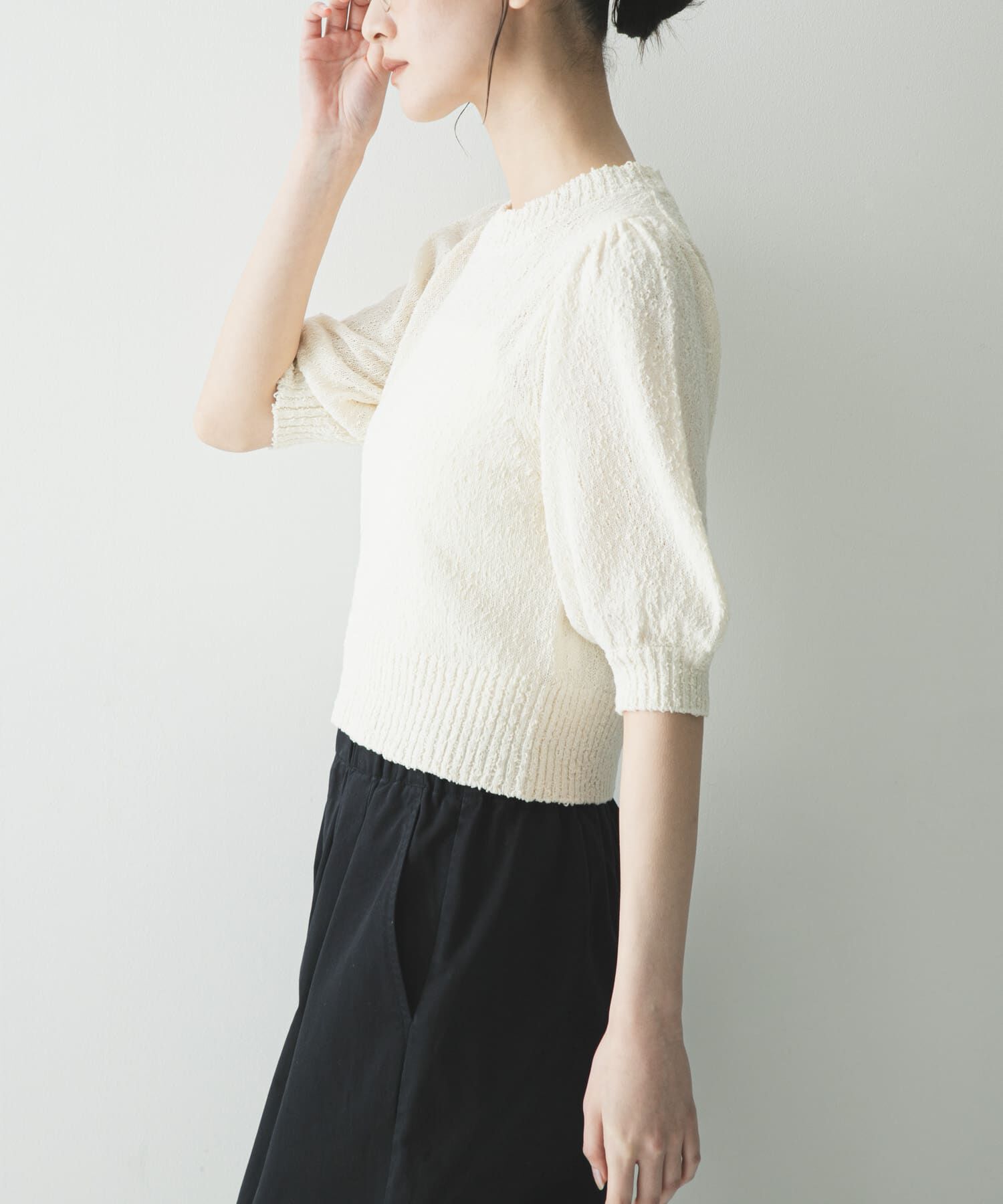 URBAN RESEARCH「ボリューム袖ショート丈ニット」|ニット・セーター|