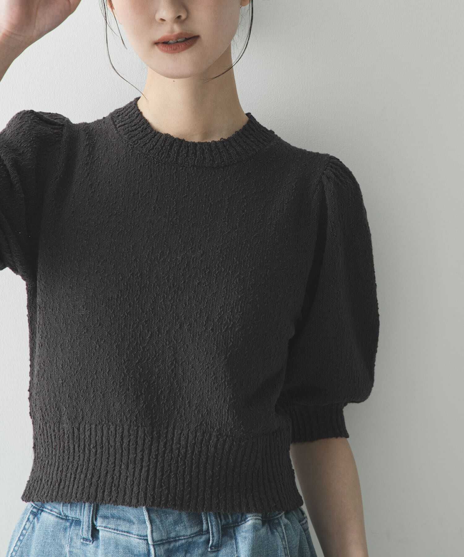 URBAN RESEARCH「ボリューム袖ショート丈ニット」|ニット・セーター|