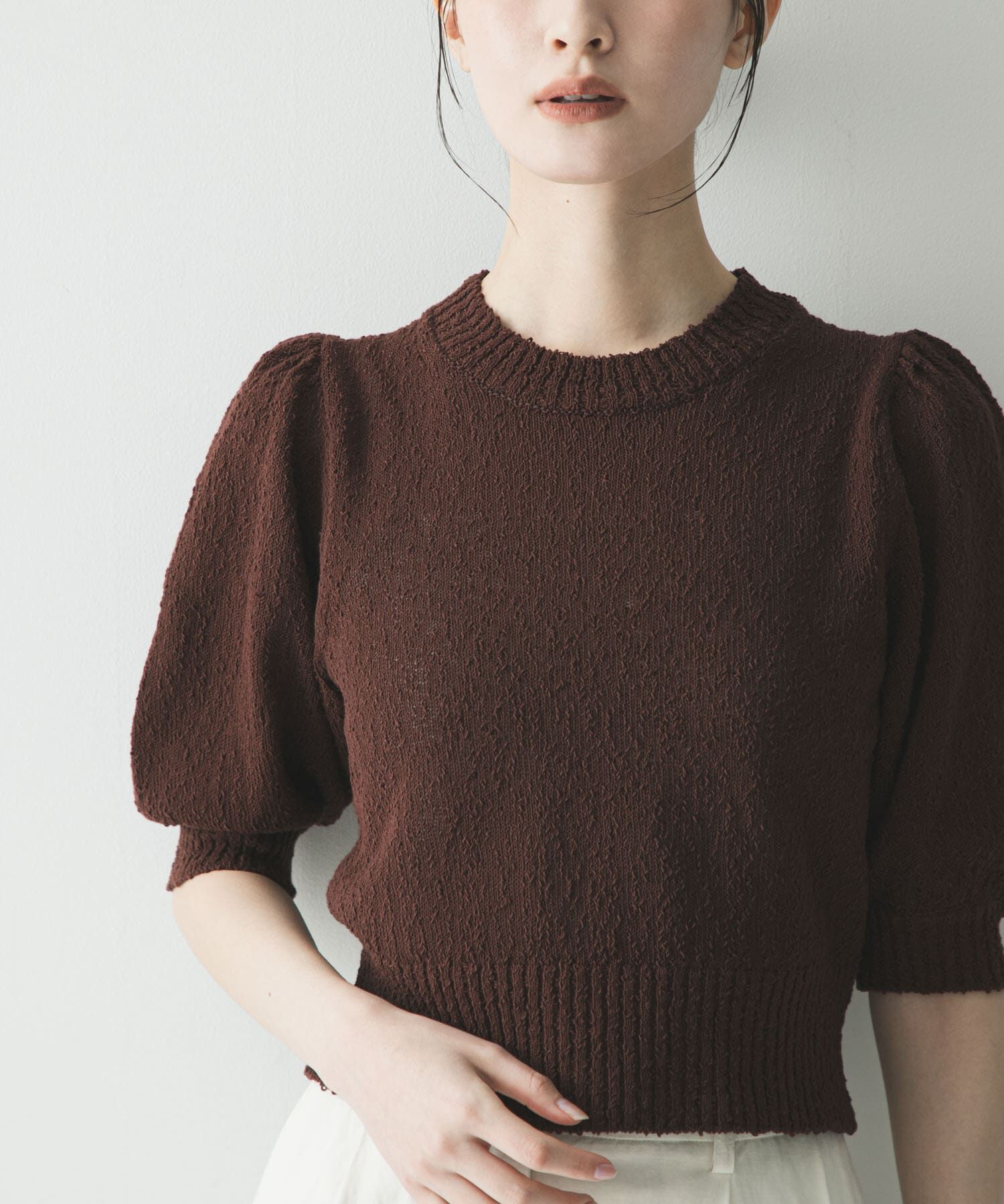 URBAN RESEARCH「ボリューム袖ショート丈ニット」|ニット・セーター|
