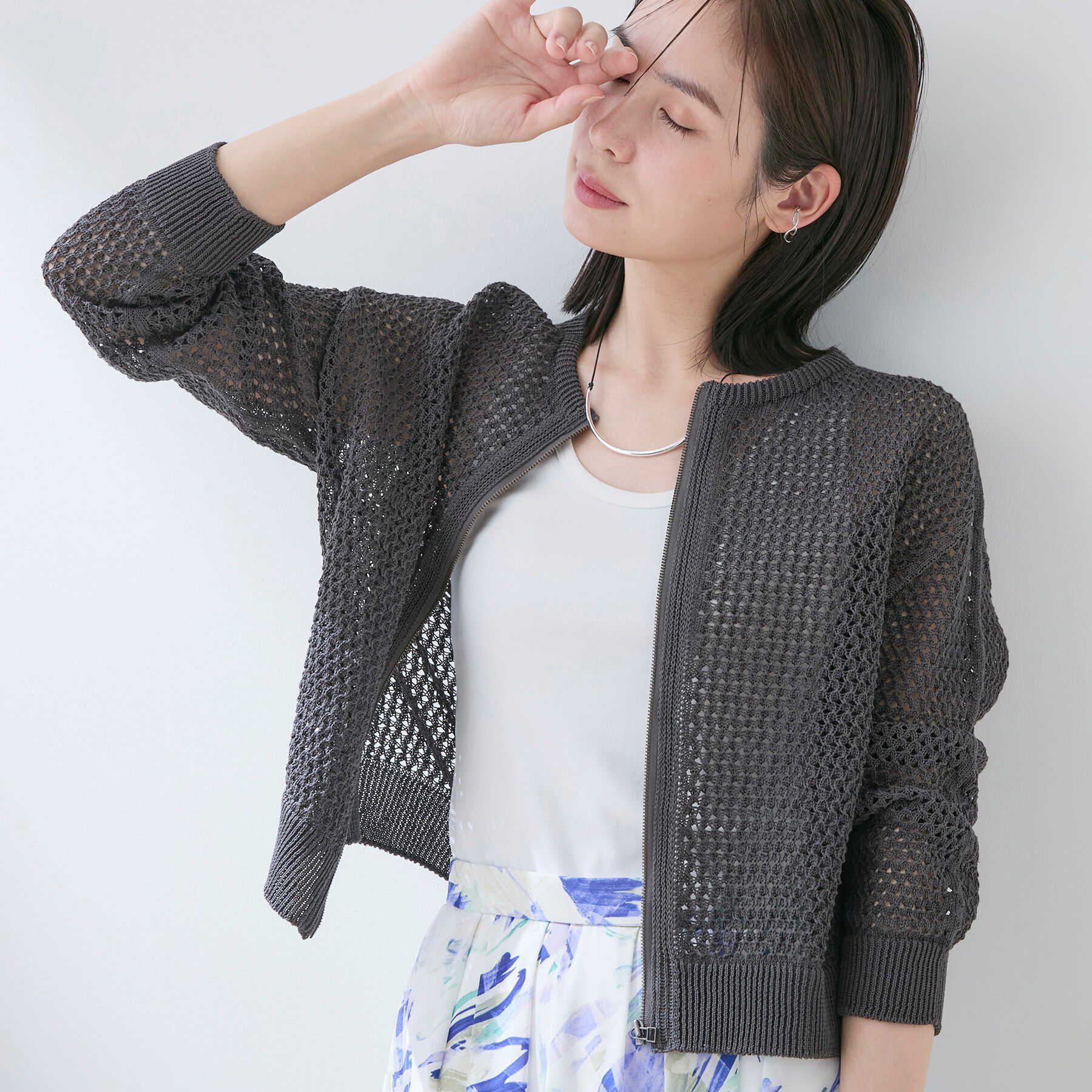 INDIVI「【洗える／コットン】メッシュジップニットカーディガン」|カーディガン|チャコールグレー(0