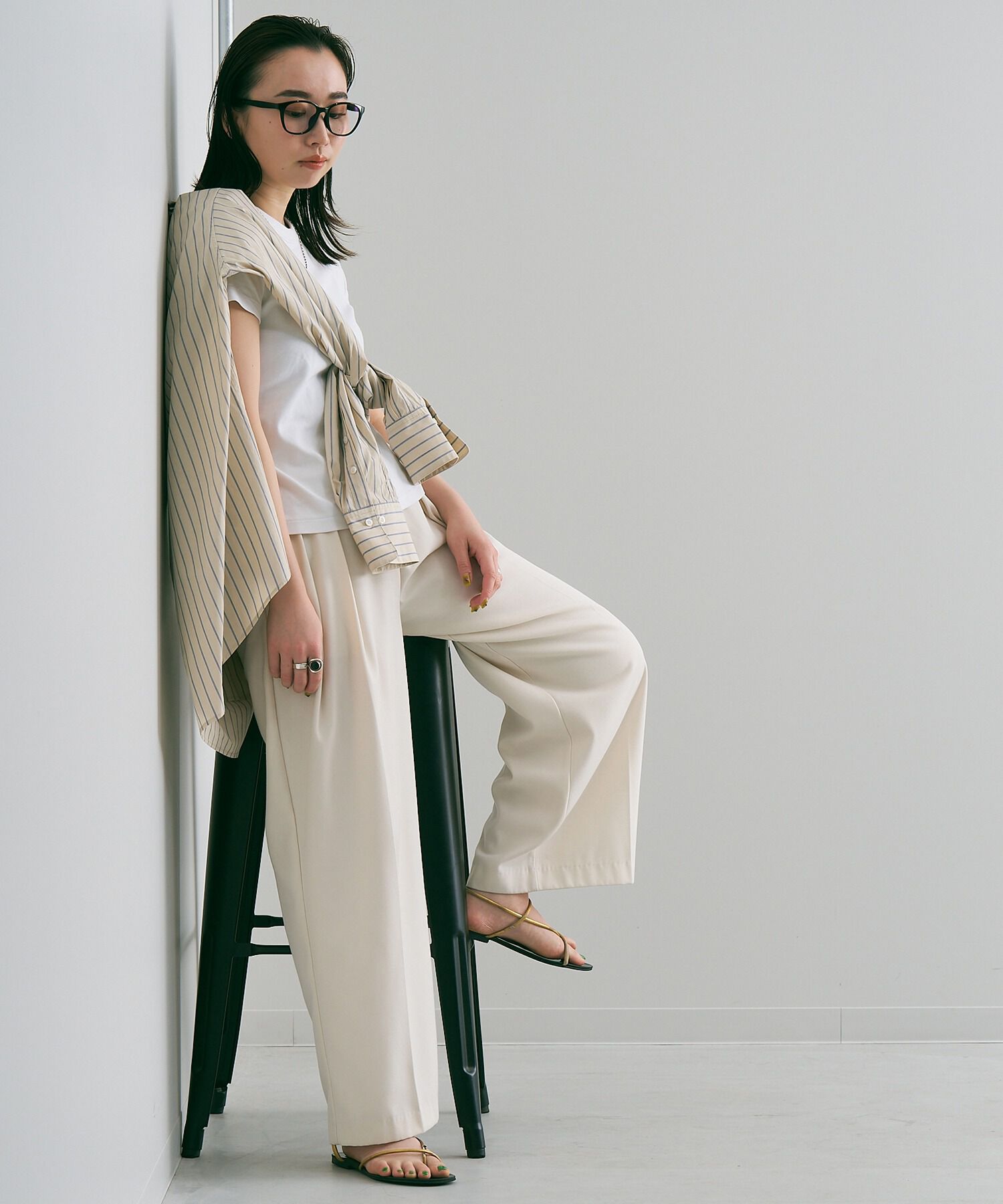  「【WEB限定】ウェリントン型 調光 サングラス レンズの色が変わるサングラス｜Zoff」|サングラス|