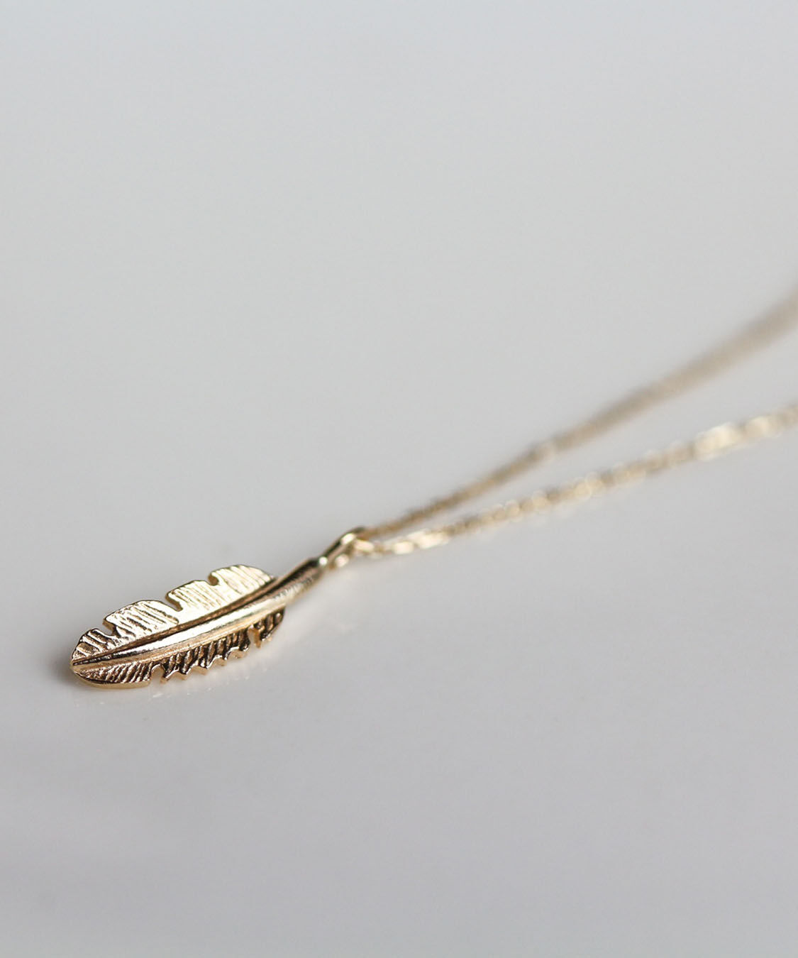  「ゴールド フェザー ネックレス | K10YG」|ネックレス|