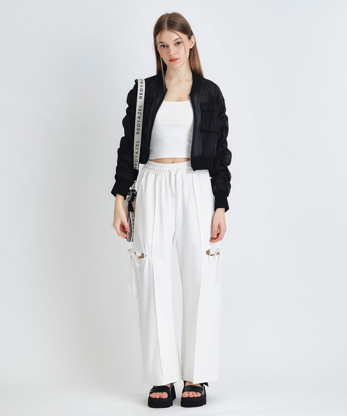 REDYAZEL「ギャザーシアーショートブルゾン」|ブルゾン・スタジャン|