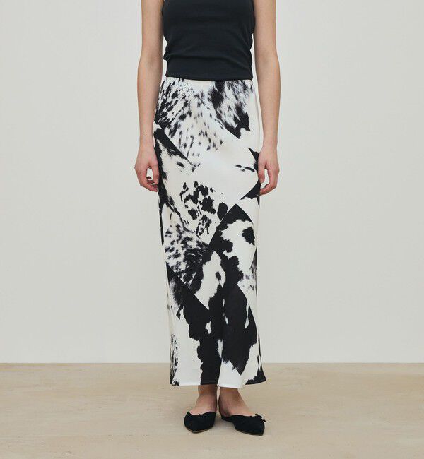 DES PRES「カウハイドプリント エラスティックストレートスカート」|タイト|