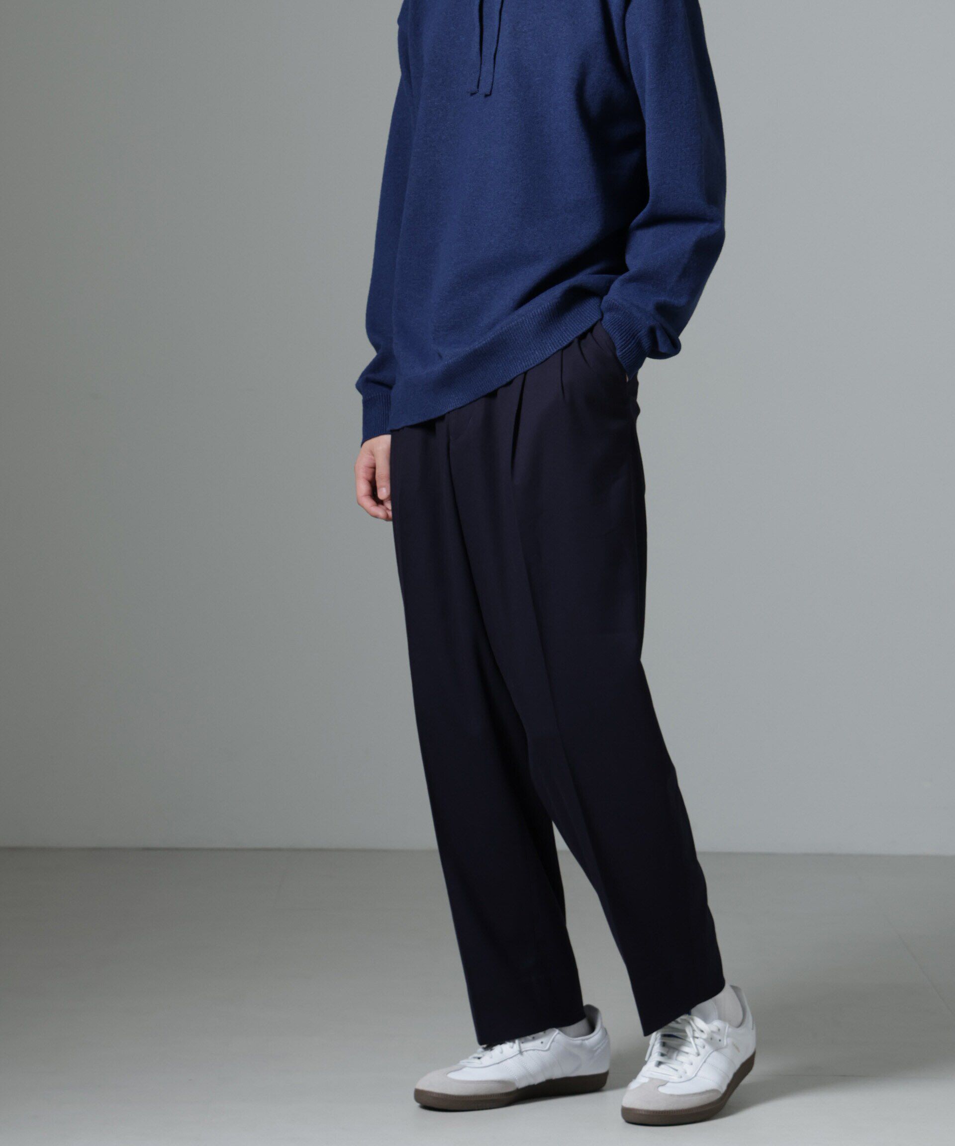 nano･universe「微起毛ワイドテーパードパンツ」|チノ|ネイビー