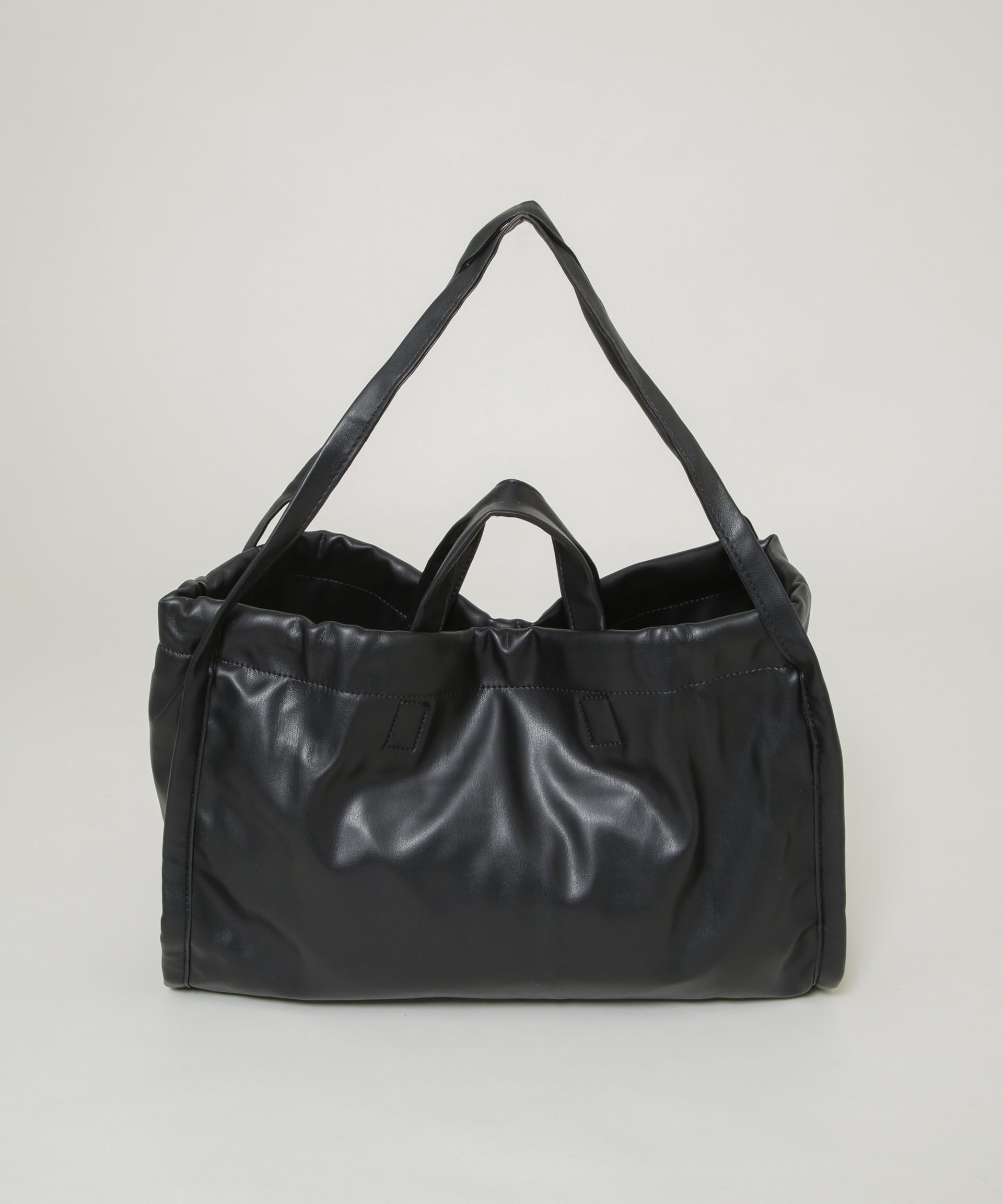 nano･universe「HVISK/Sage Medium Black」|ショルダー・メッセンジャー|