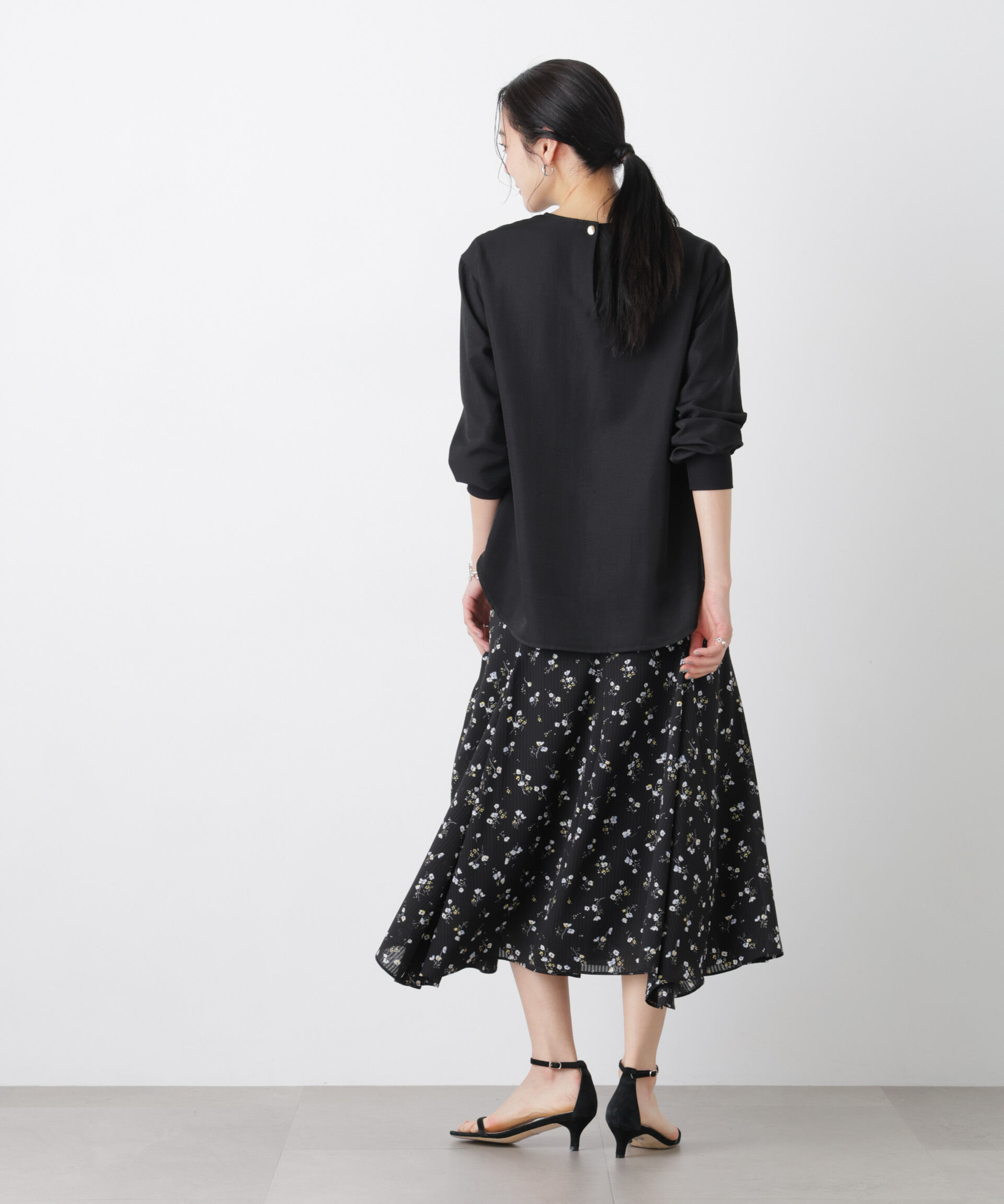 nano･universe「クルーネックイージーブラウス」|シャツ・ブラウス|