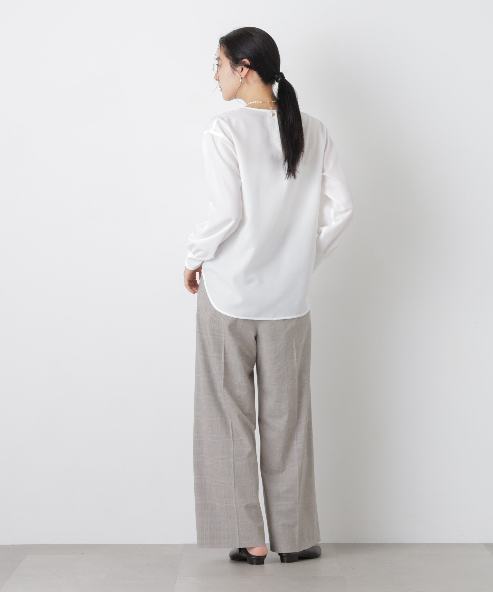 nano･universe「クルーネックイージーブラウス」|シャツ・ブラウス|