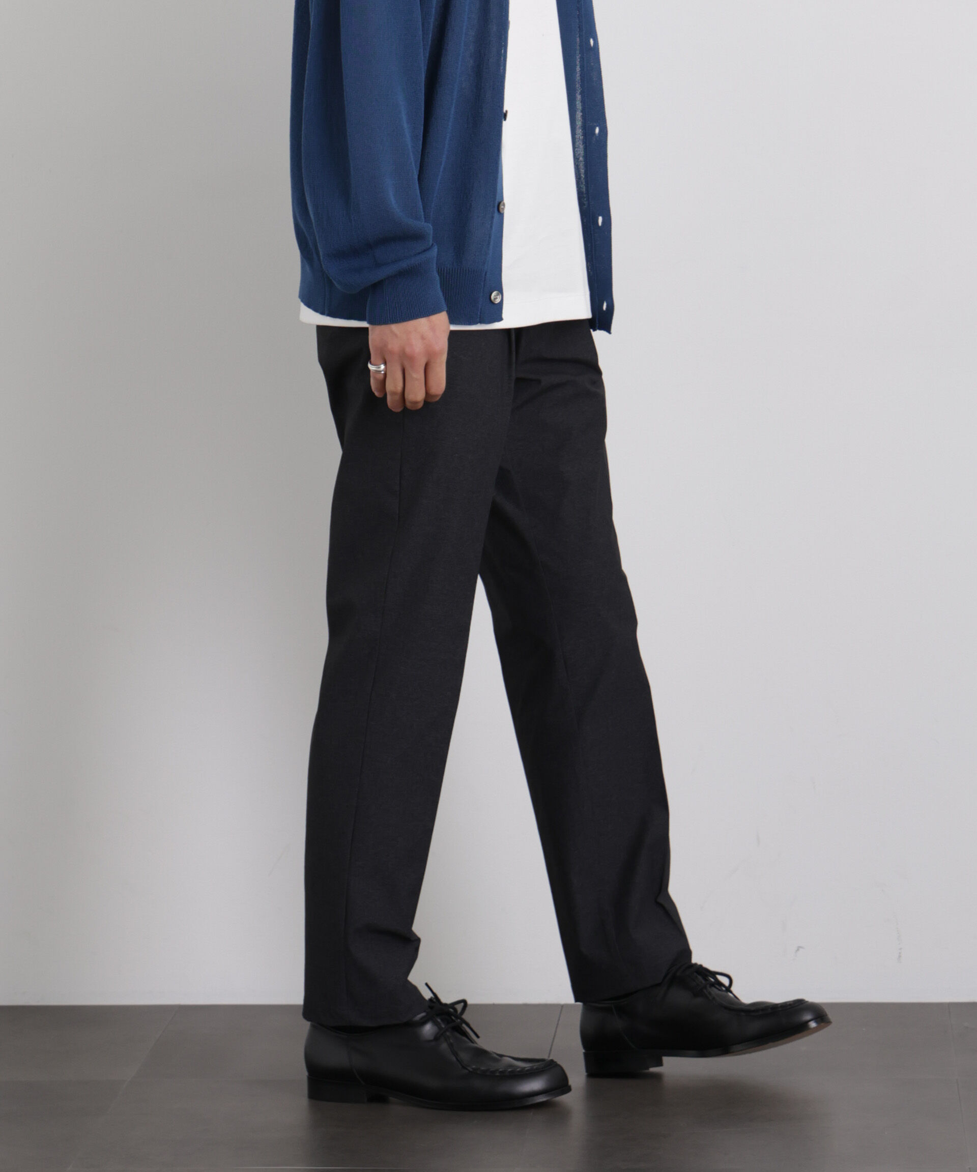 nano･universe「ナイロンドビーストレッチスラックス」|チノ|グレー