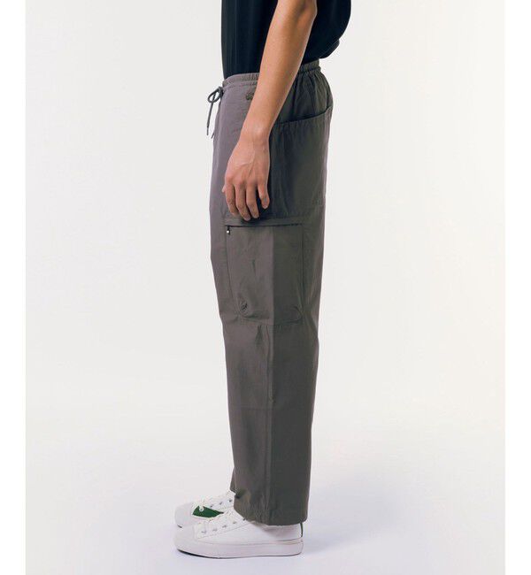 LACOSTE「ワイドテーパード ナイロンコットンツイル 裾ドローコード カーゴパンツ」|カーゴ|
