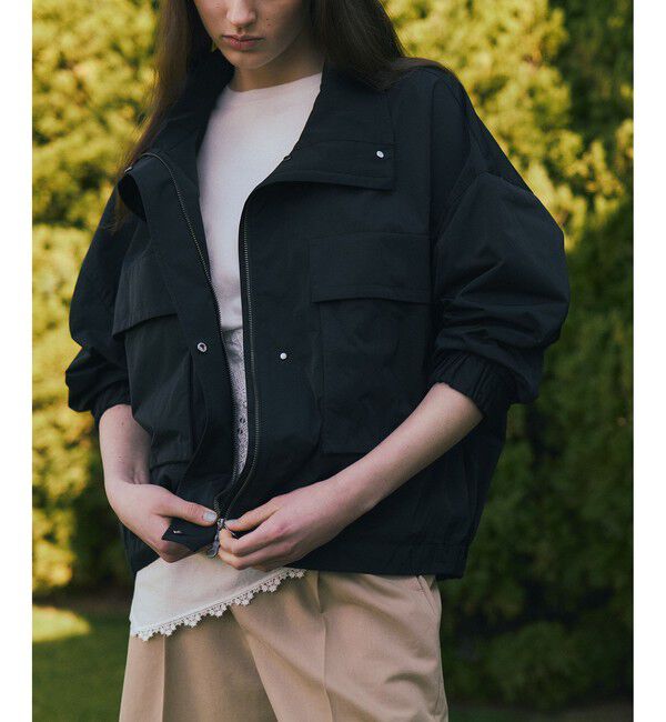 SALON adam et rope'「リモンタナイロン / スタンドカラーブルゾン」|ブルゾン・スタジャン|ブラック(01)