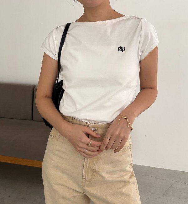  「【Tシャツが苦手な方にも◎】1ポイントボートネックTシャツ」|Tシャツ・カットソー|