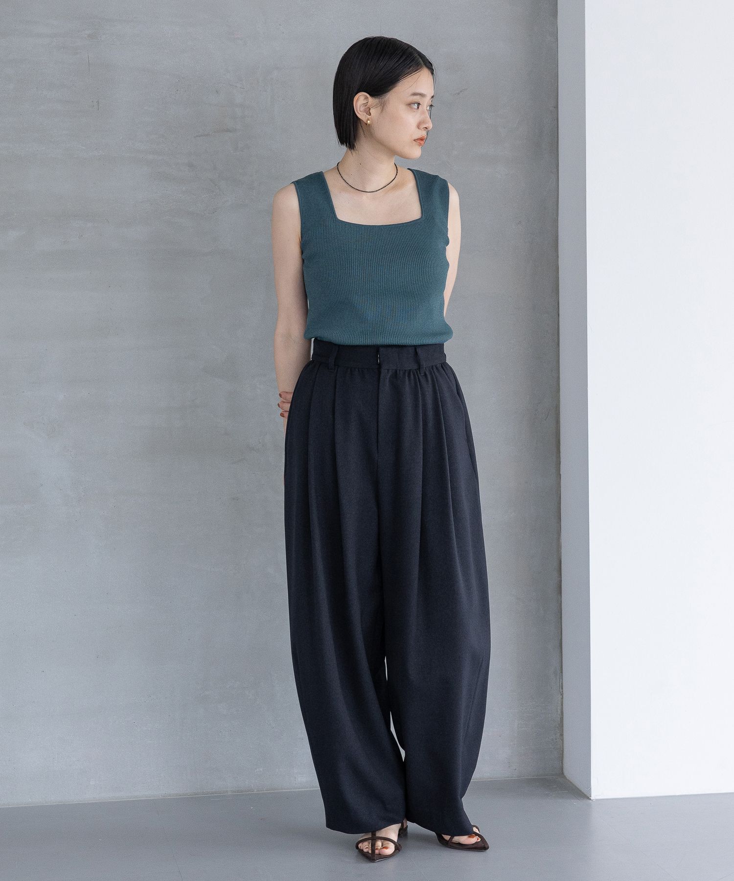 A part by 「【セットアップ対応】Ｗライクボリュームパンツ」|チノ|ネイビー