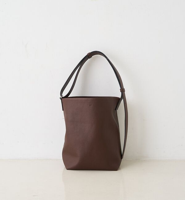 Rouge vif「【&MyuQ/アンドミューク】JUNO light ワンショルダーバッグ/A4収」|ショルダー・メッセンジャー|