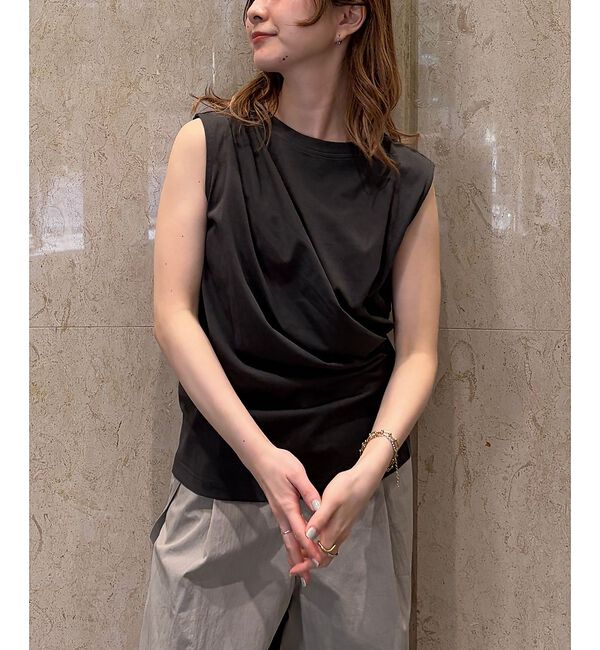 Rouge vif「【接触冷感】【UVカット】【一部店舗限定】ドレープギャザーノースリーブカットソー」|Tシャツ・カットソー|