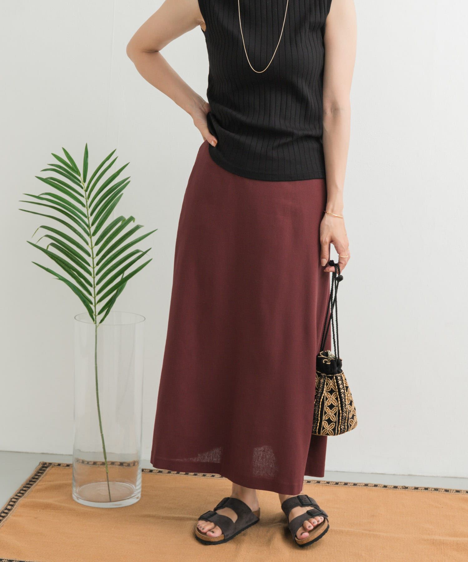 URBAN RESEARCH DOORS「麻混レーヨンフレアスカート」|スカート|ボルドー