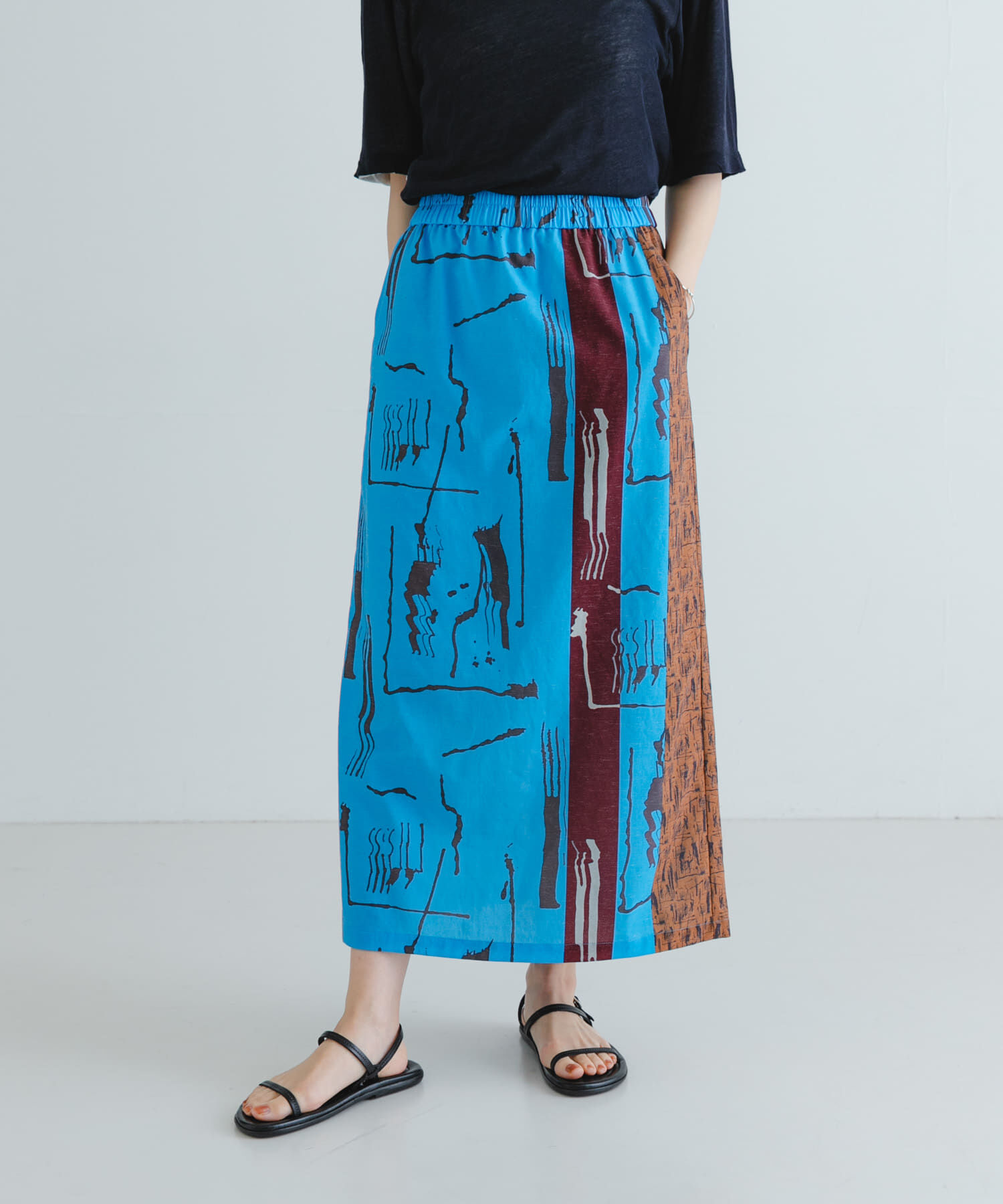 URBAN RESEARCH「『2サイズ展開』アートプリントストレートスカート」|スカート|ブルー